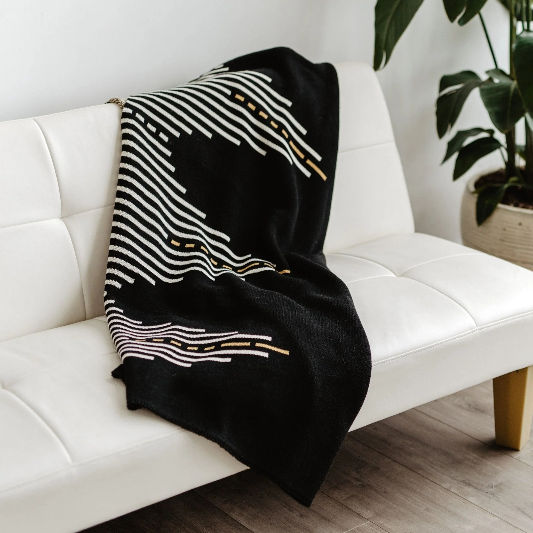 Reika Throw - Image 6