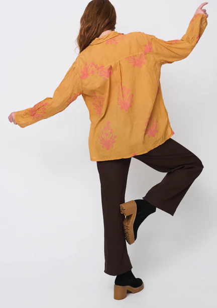 Relaxed Boyfriend Shirt - Cameo Floral Overdye Fawn - Image 4