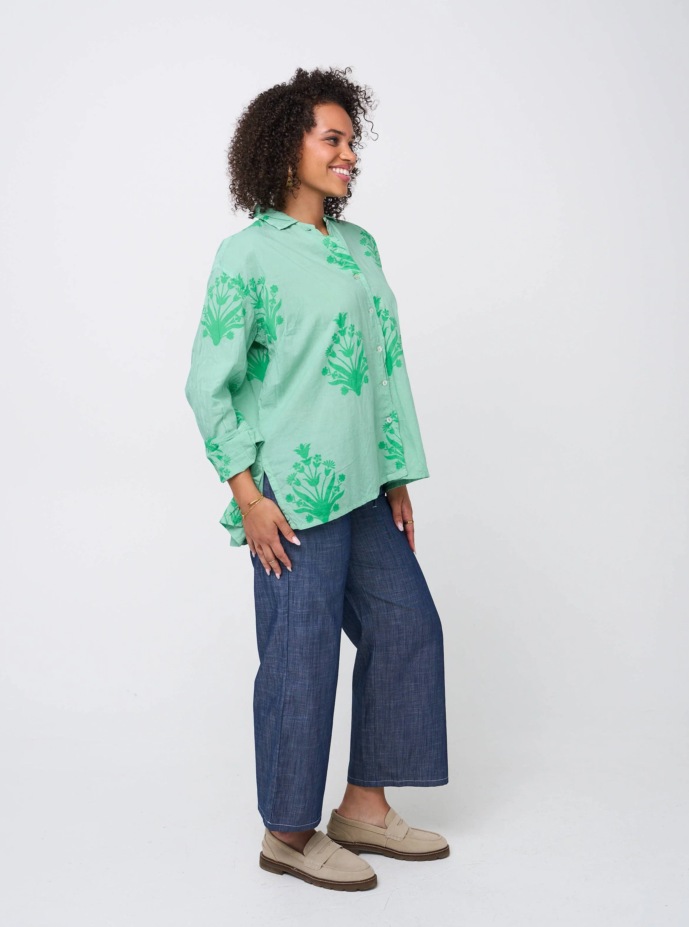 Relaxed Boyfriend Shirt - Cameo Floral Overdye Watercress - Image 4