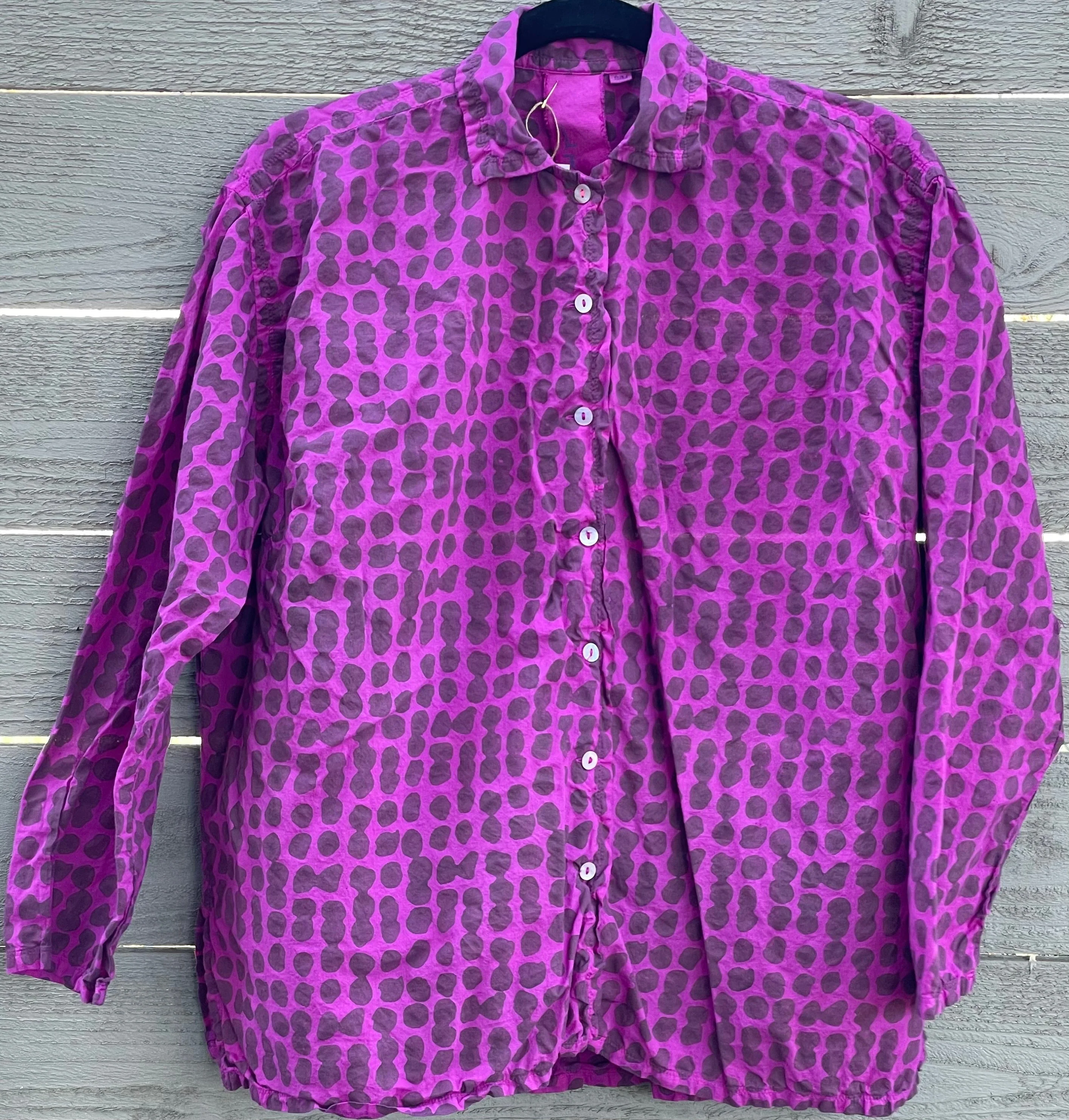 Relaxed Boyfriend Shirt Messy Dot - Overdye Magenta - Image 5