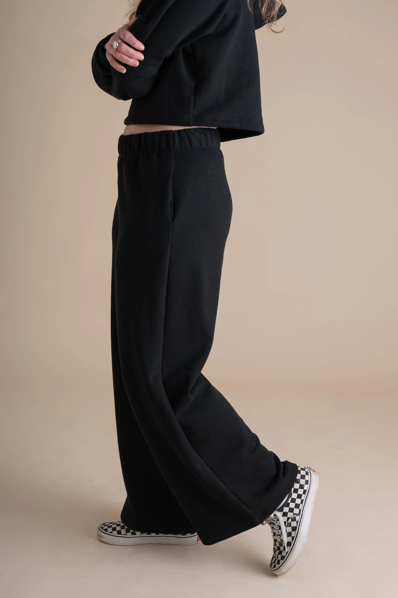 Retreat Pants in Black - Image 2