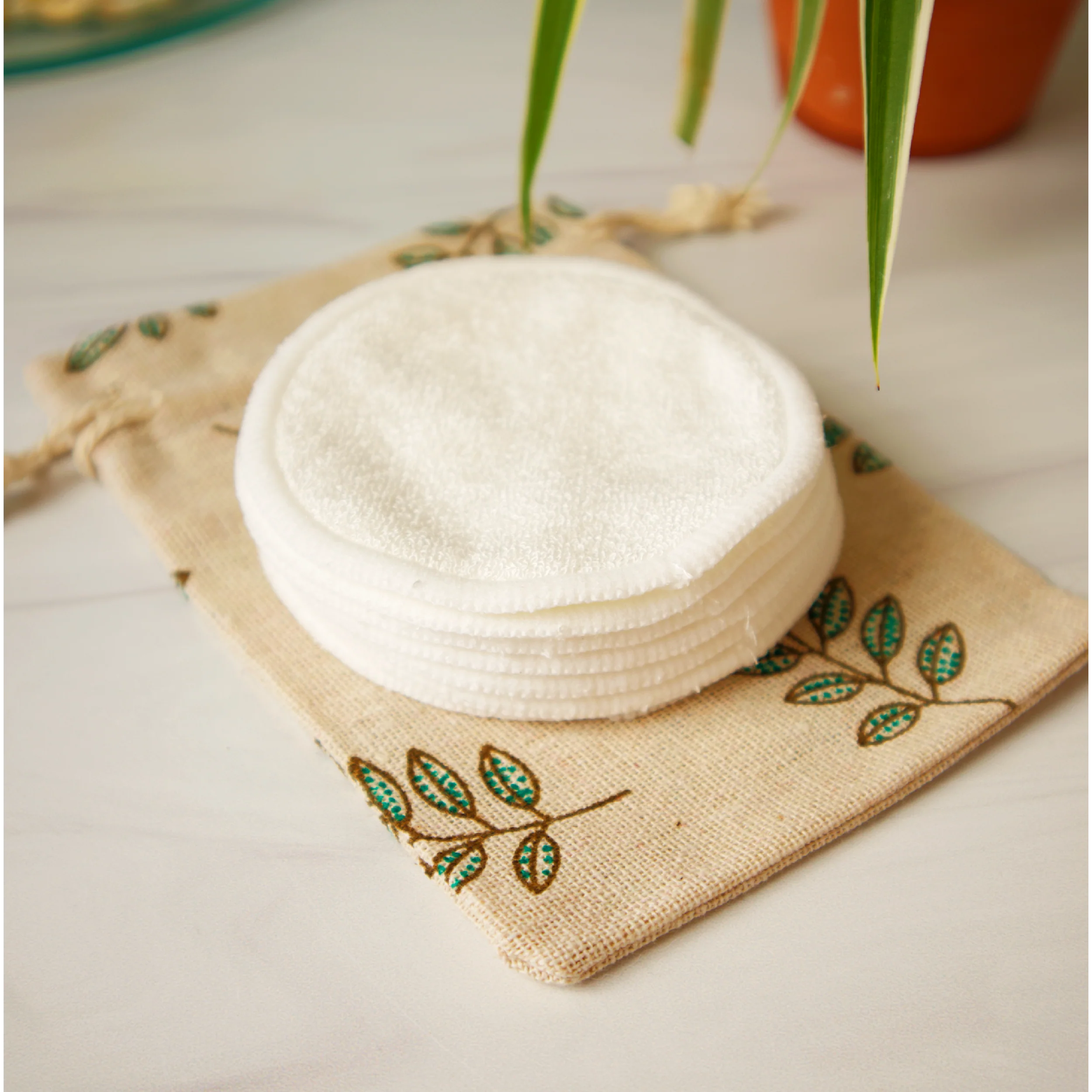 Reusable Make Up Remover Pads - Image 4
