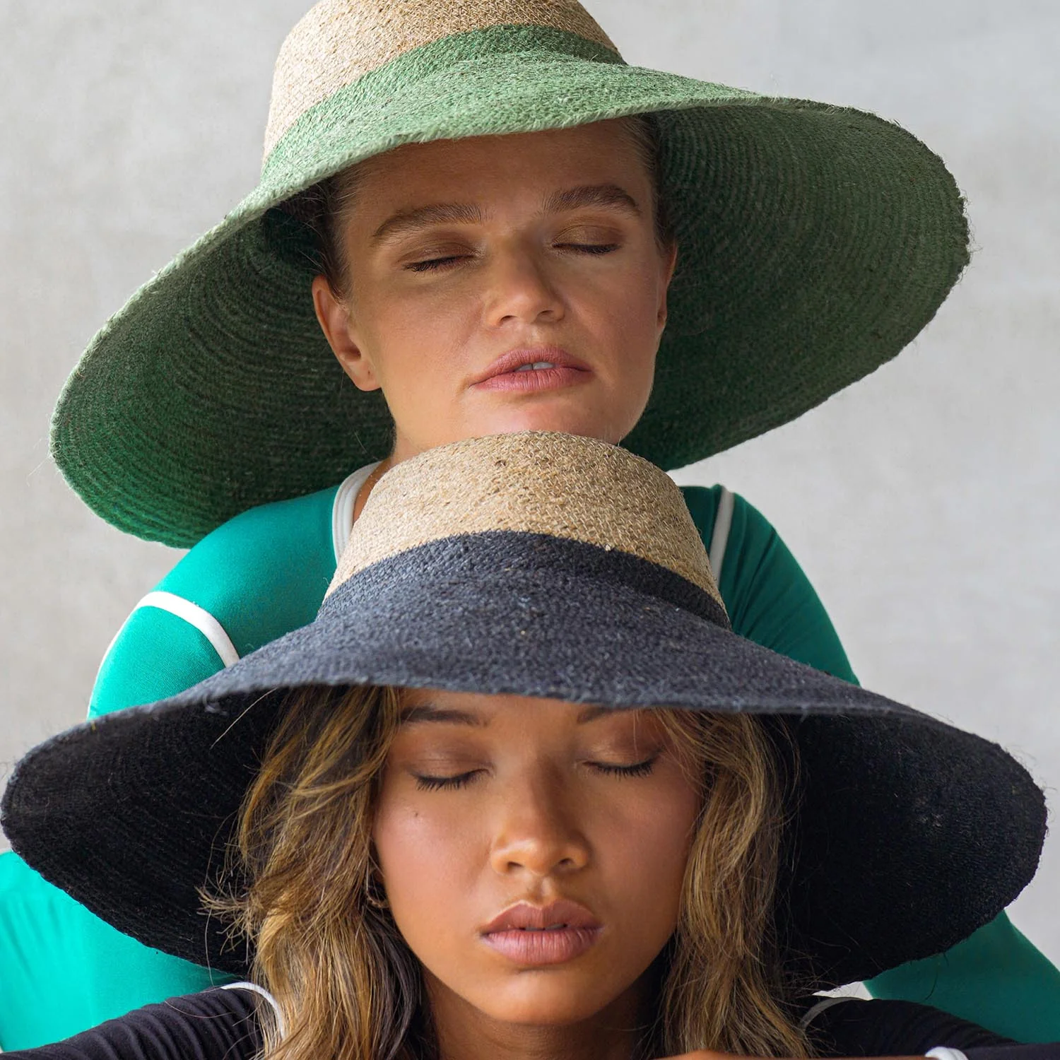 RIRI Duo Jute Handwoven Straw Hat In Natural & Black - Image 4