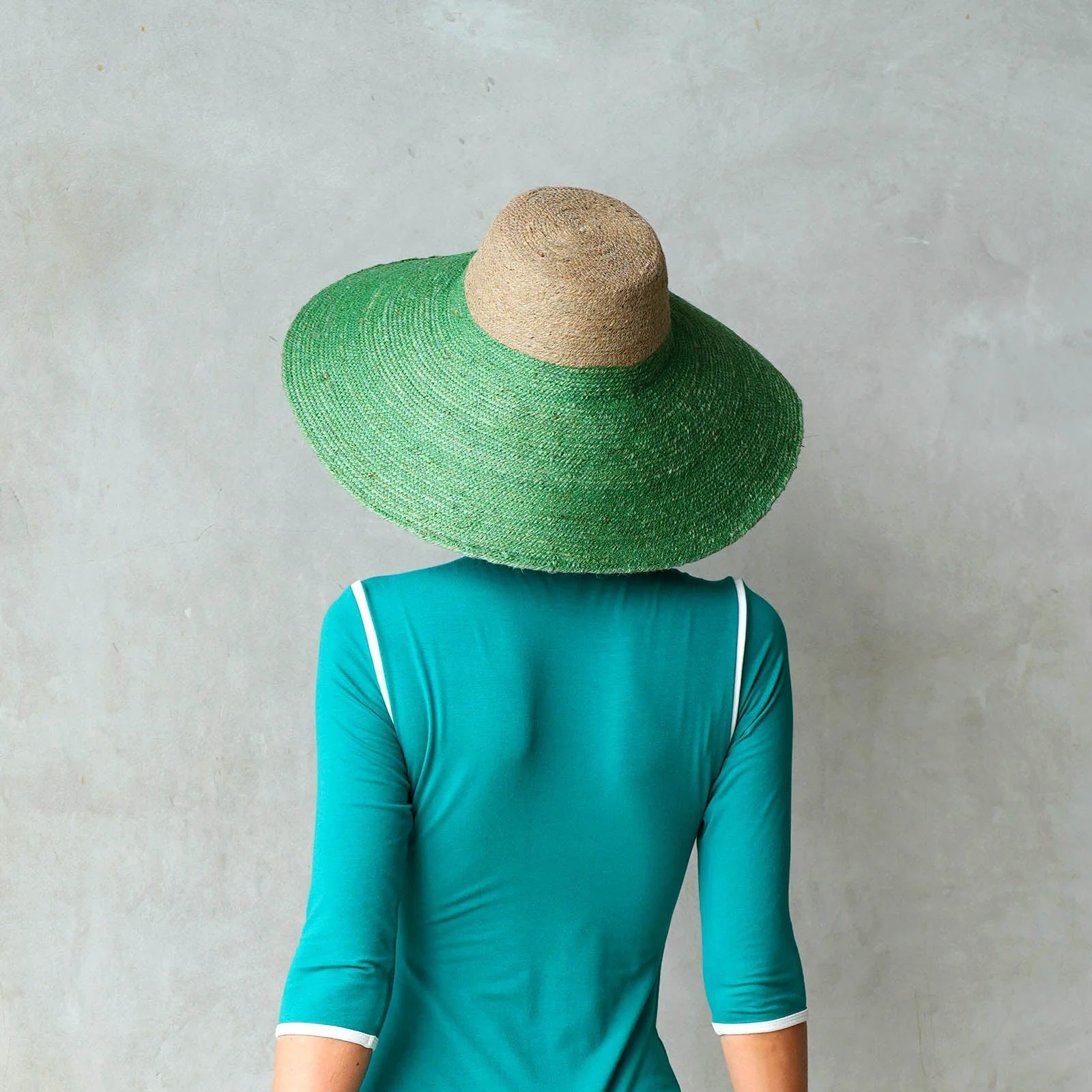 RIRI Duo Jute Handwoven Straw Hat In Natural & Kelly Green - Image 3