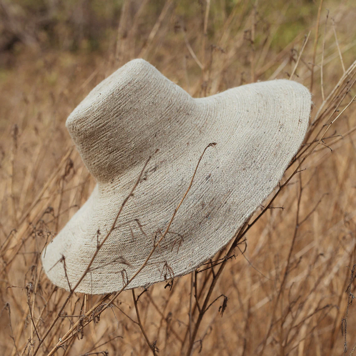 RIRI Jute Handwoven Straw Hat In Natural Beige - Image 4
