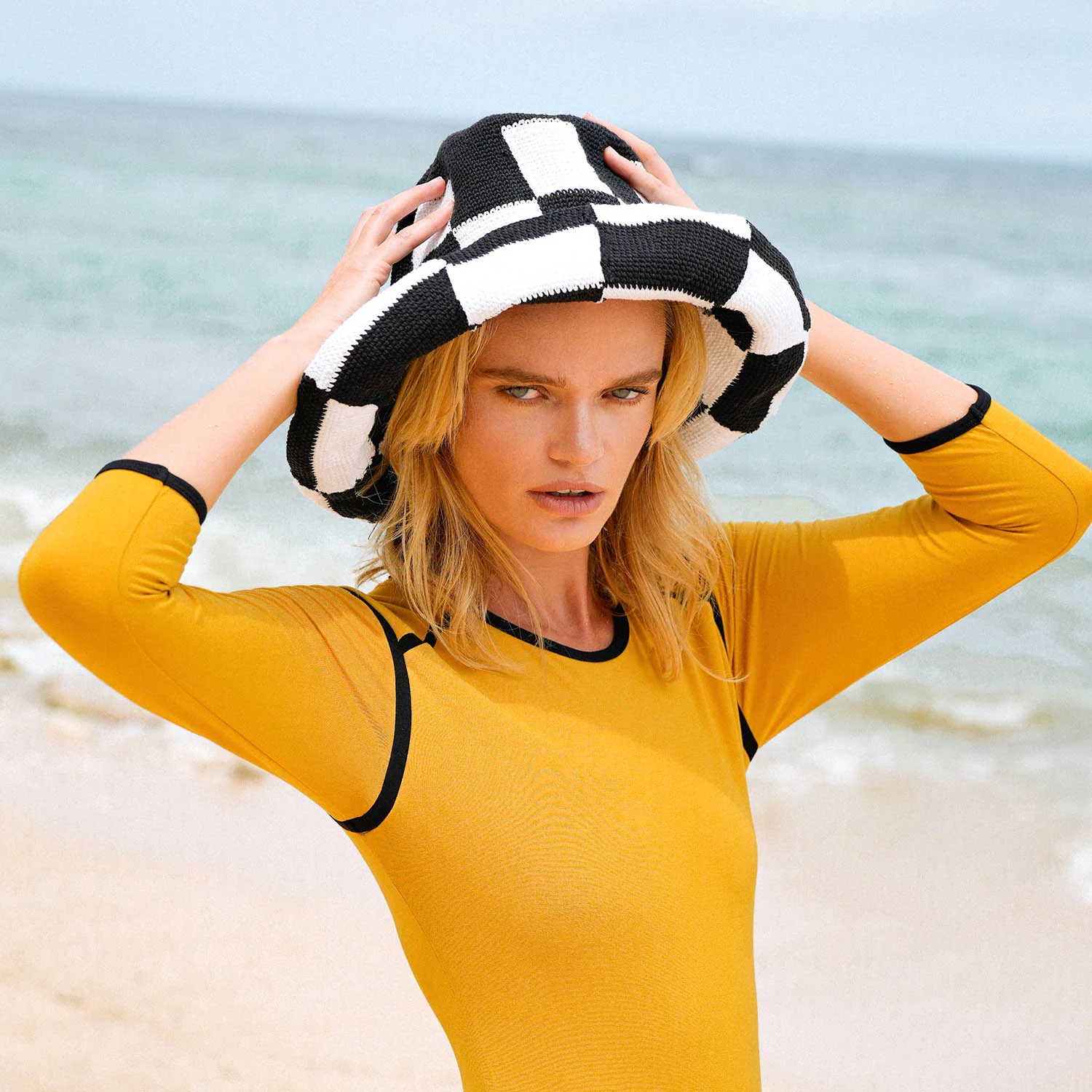 SHILO Checkered Crochet Hat In Black & White - Image 3