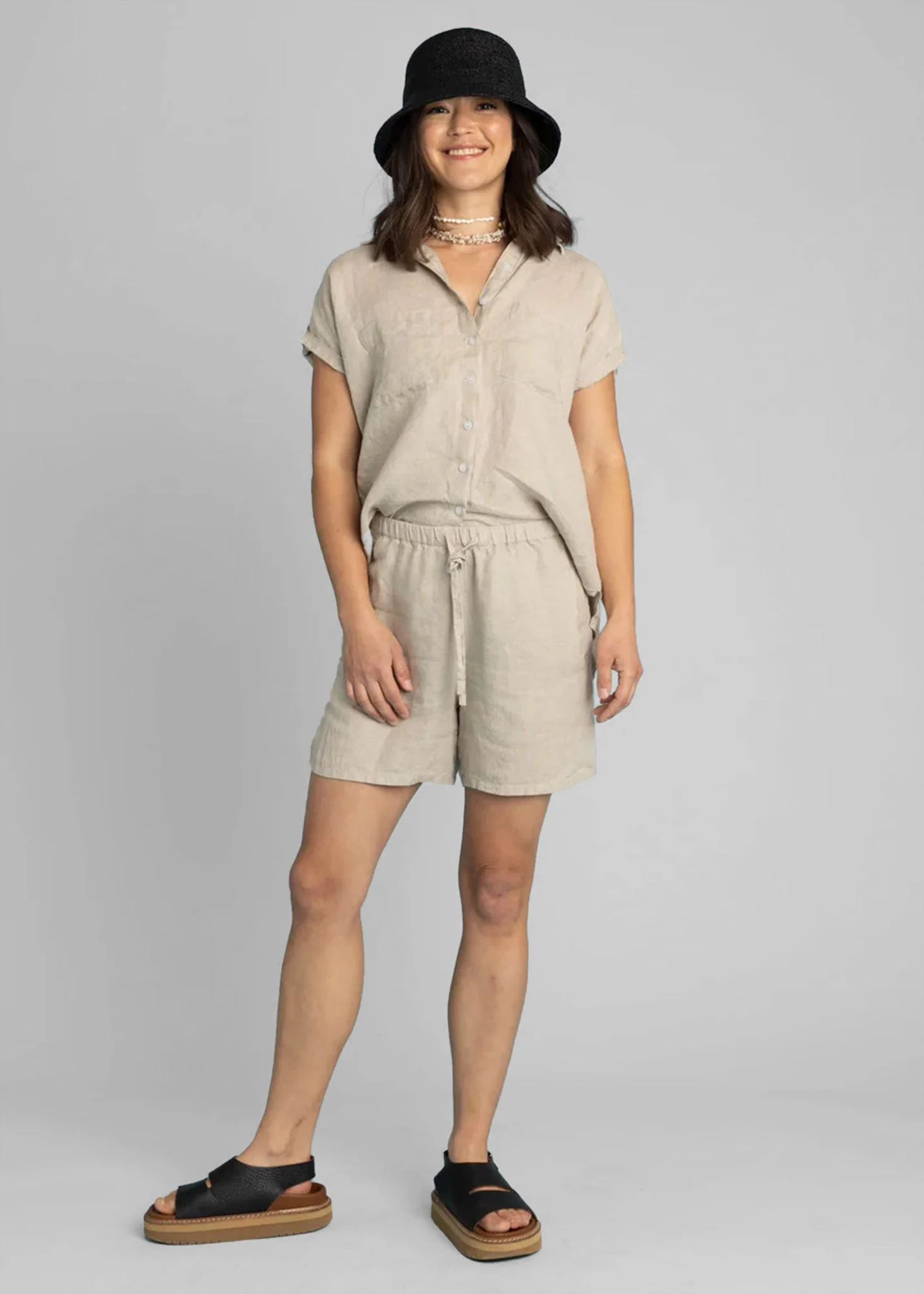 Shore Shorts  - Linen Natural Tan - Image 2
