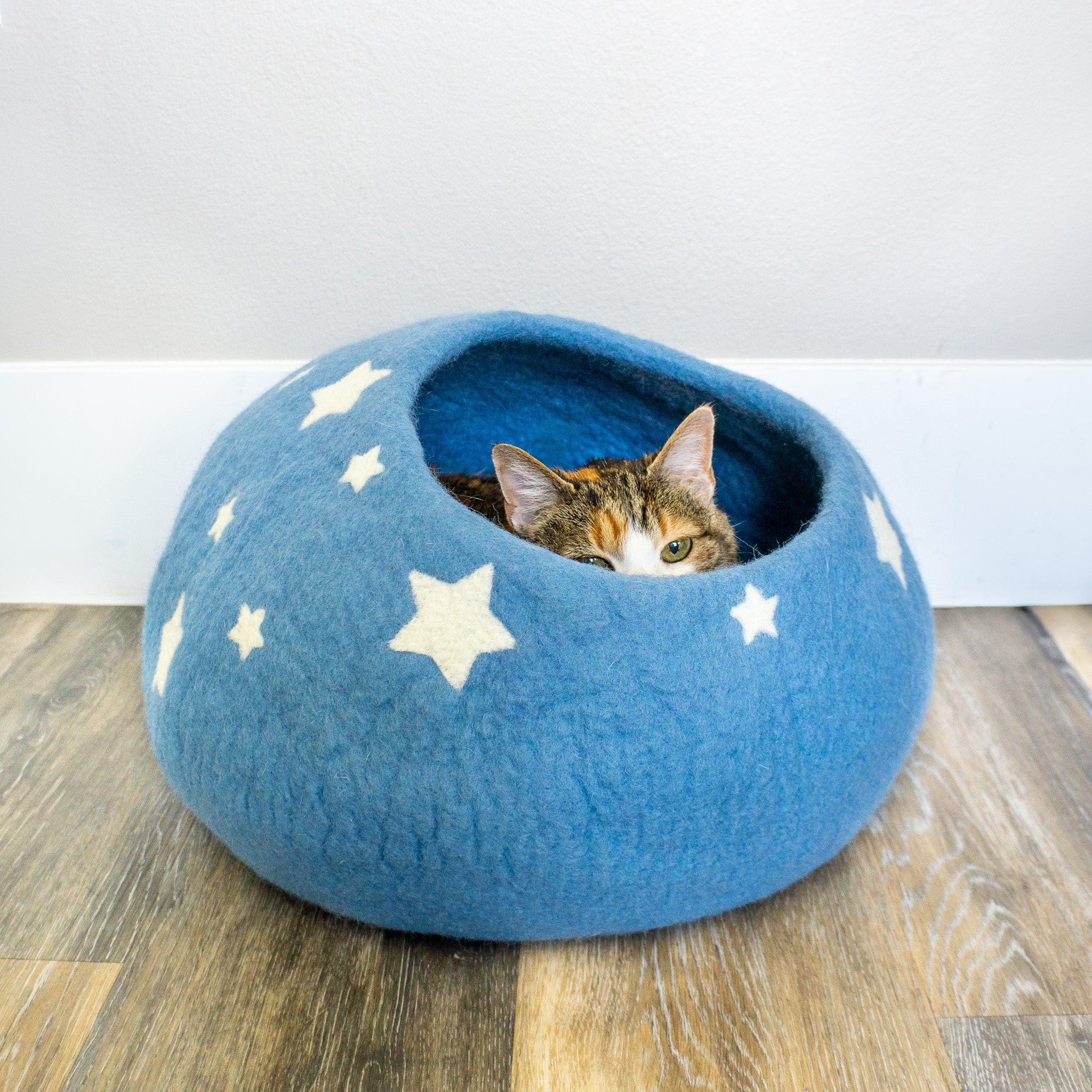 Sky Blue Midnight Stars Eco Kitty Cave - Image 2