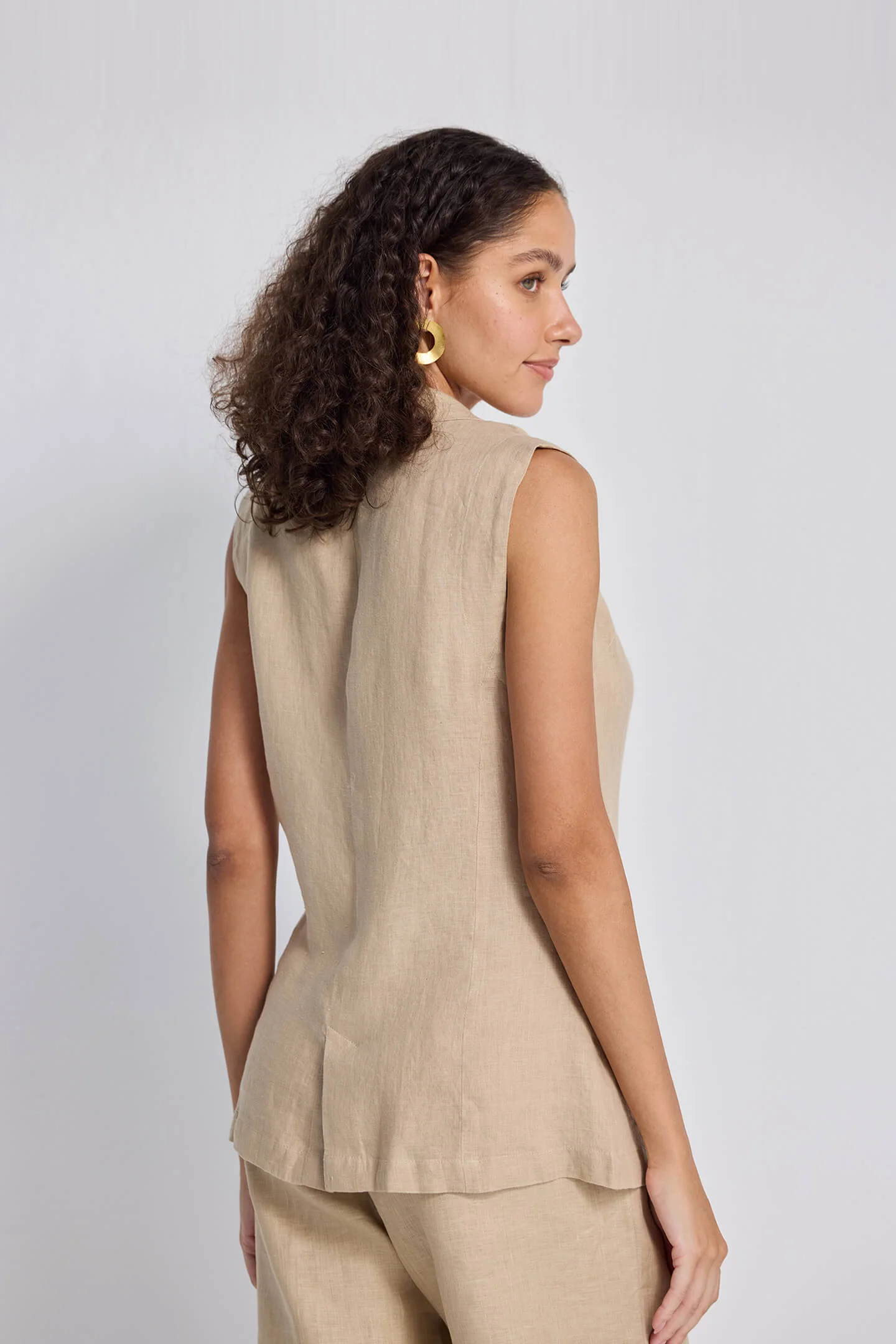 Sleeveless Hemp Jacket - Image 2