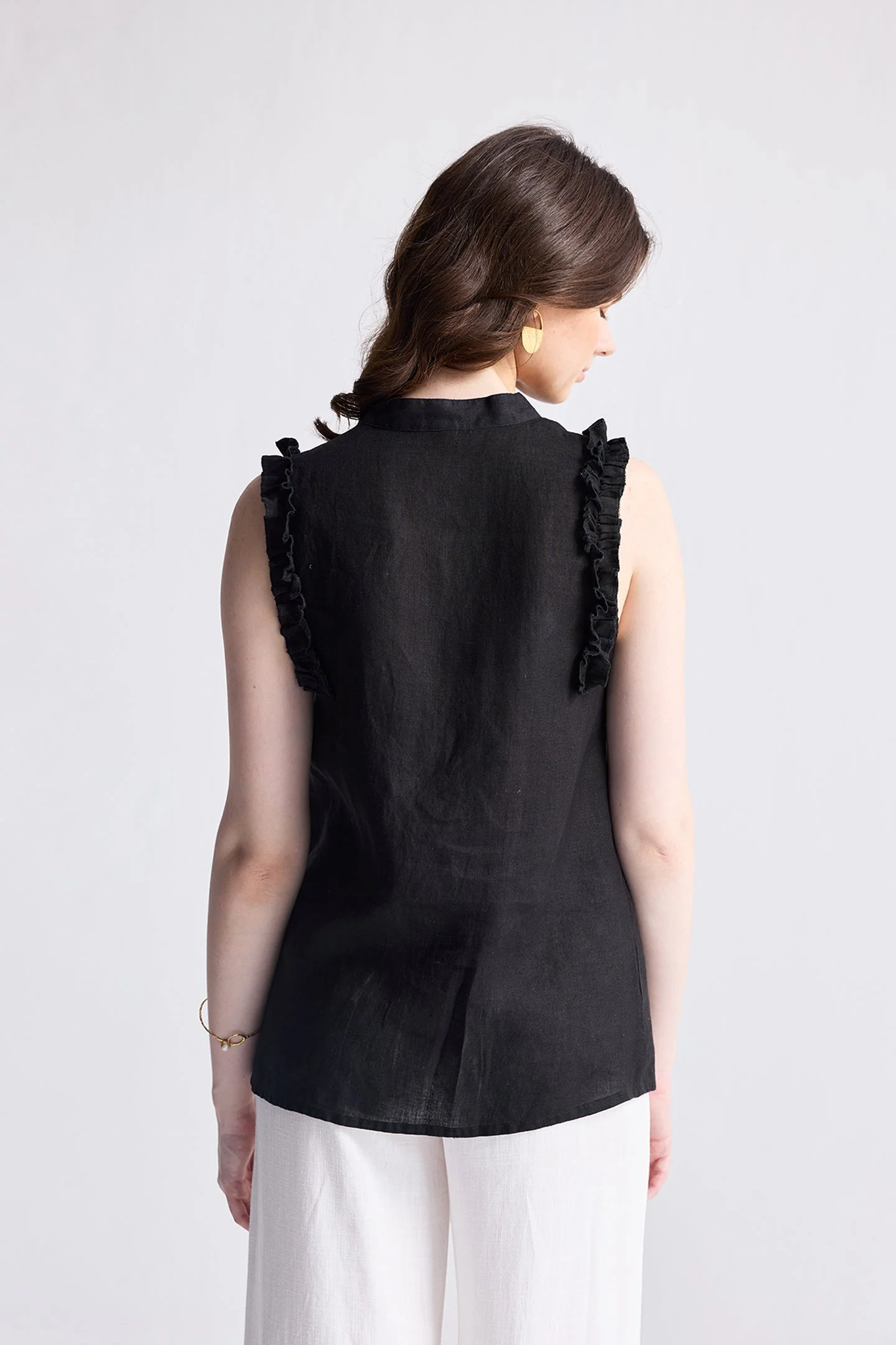 Sleeveless Hemp Top with Ruffles in Black - Image 2