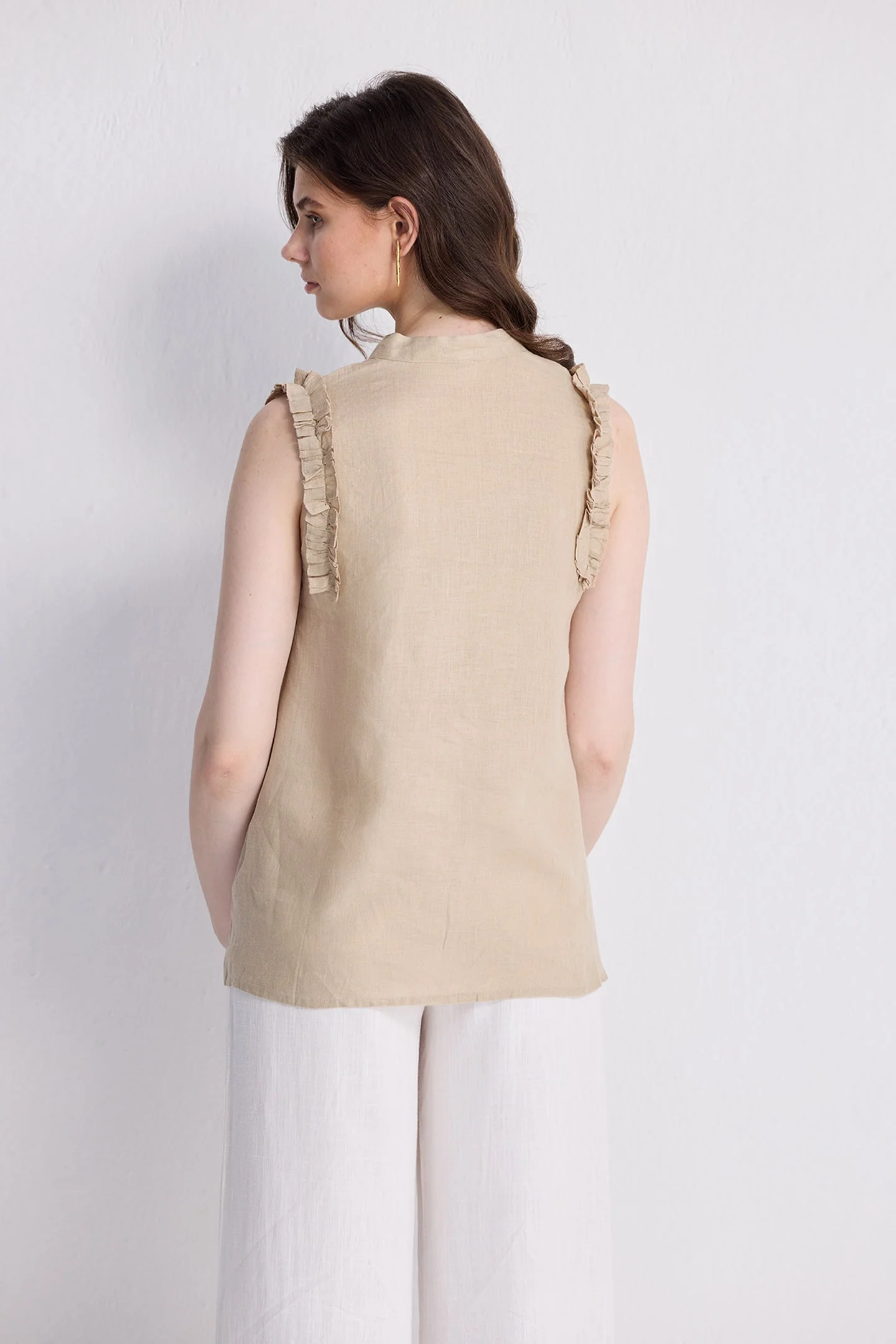 Sleeveless Hemp Top with Ruffles in Neutral Beige - Image 2