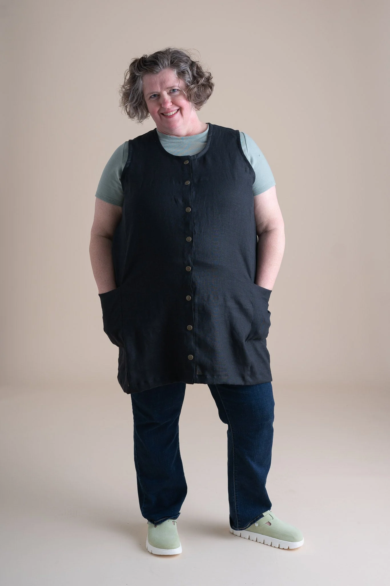 Snap Smock in Black - Image 4