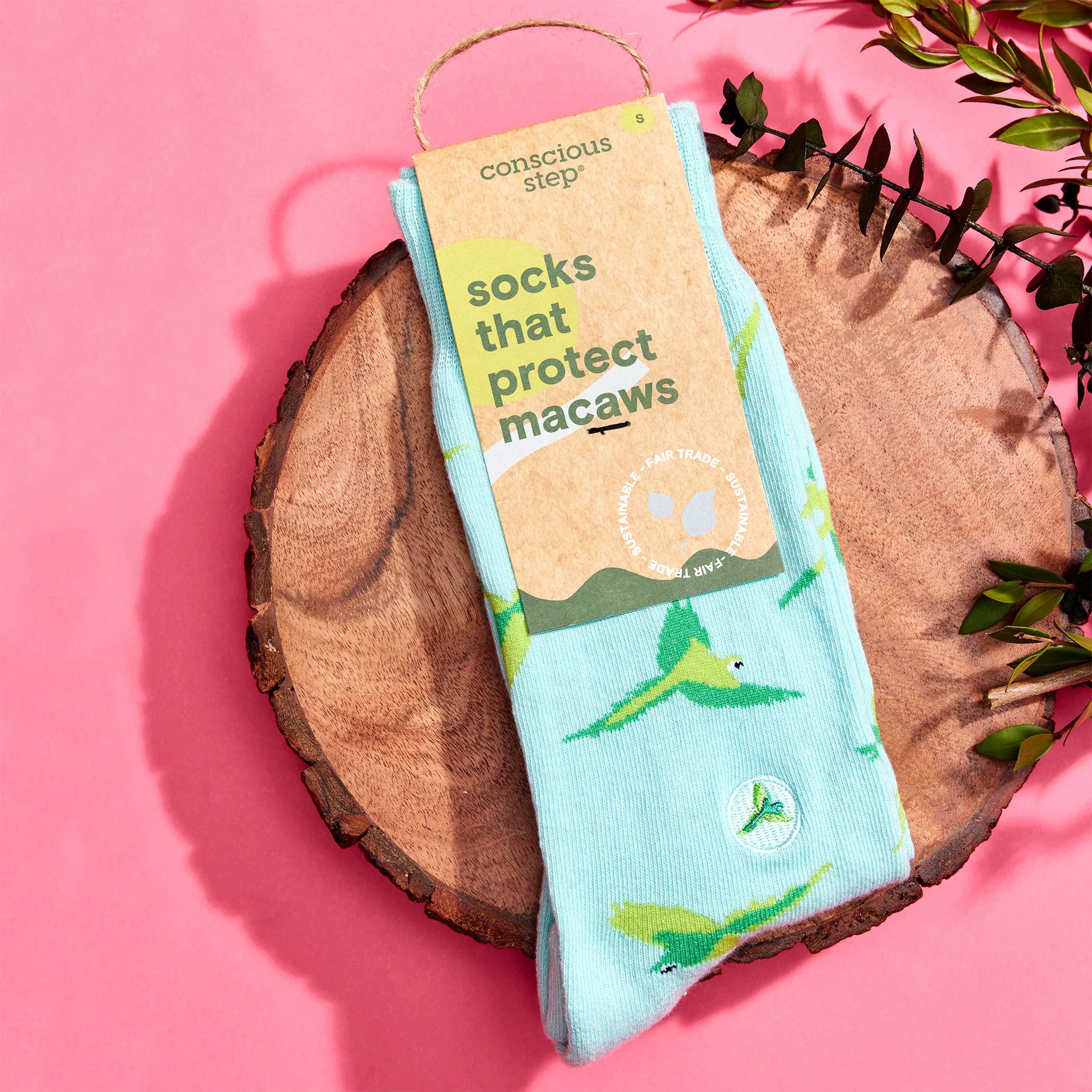 Socks that Protect Macaws - Image 3