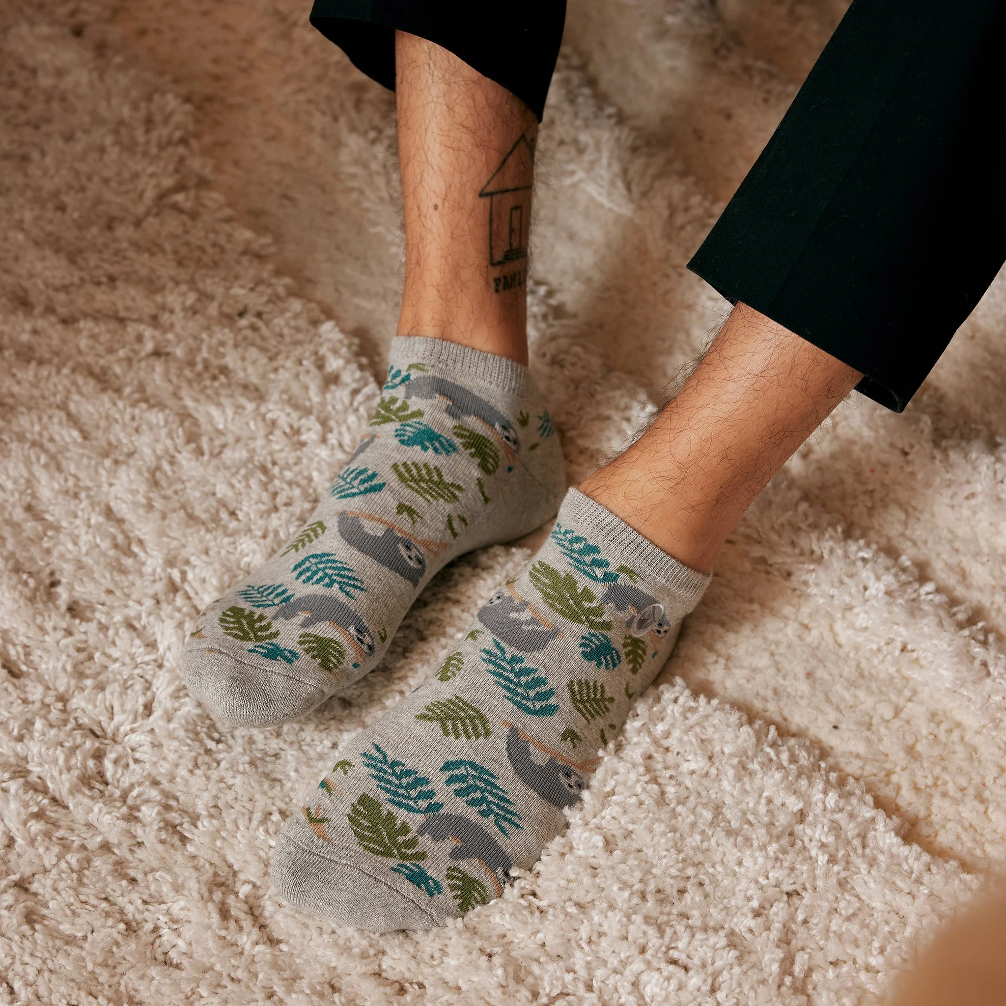 Socks that Protect Sloths - Image 3