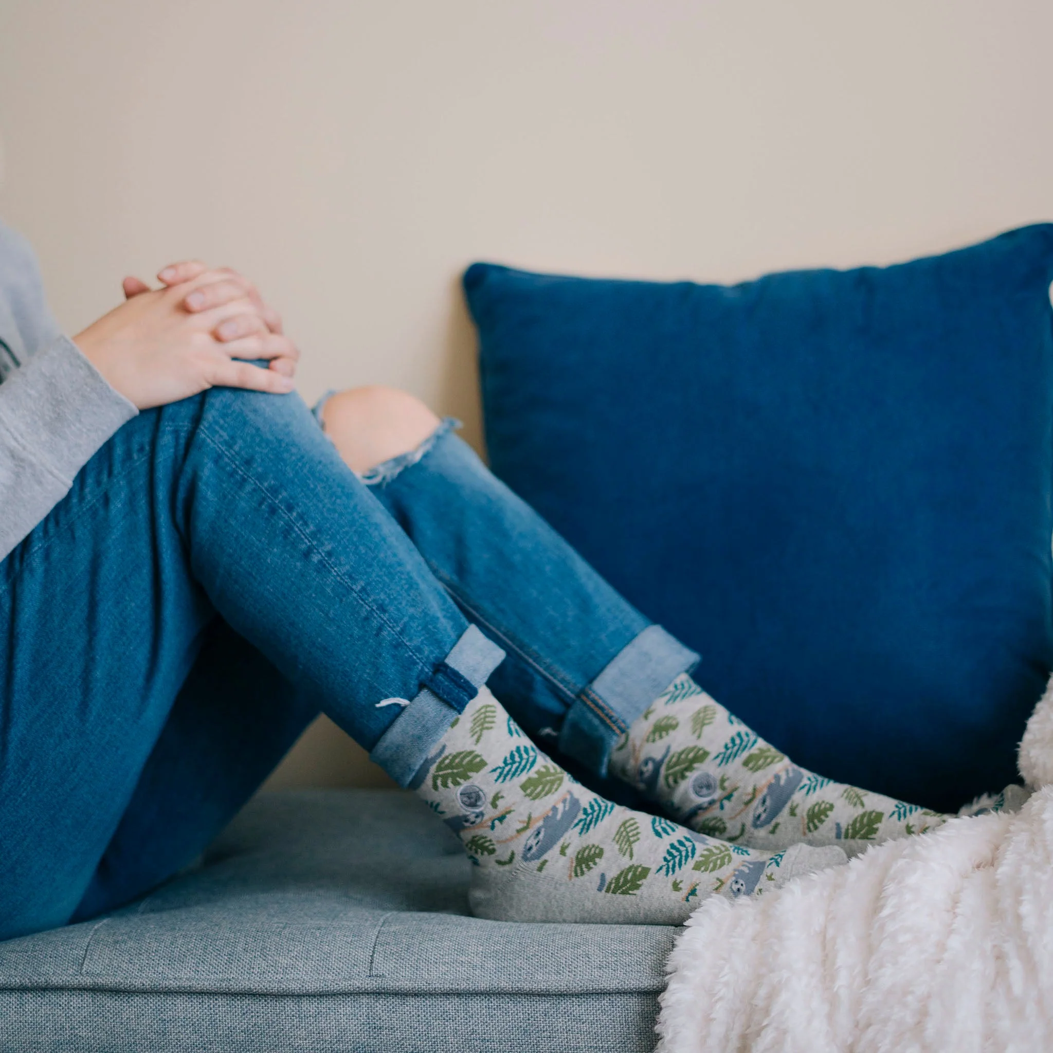 Socks that Protect Sloths - Image 4