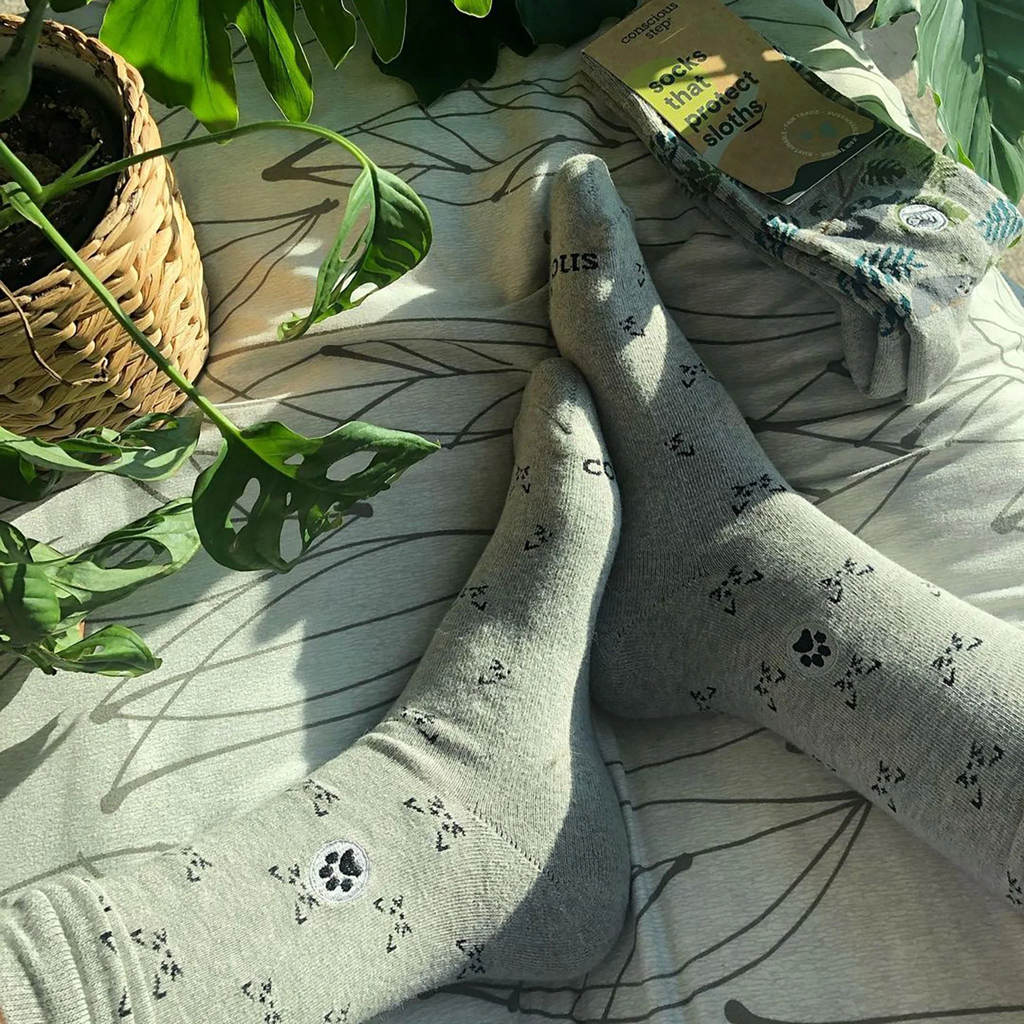 Socks that Save Cats - Image 5