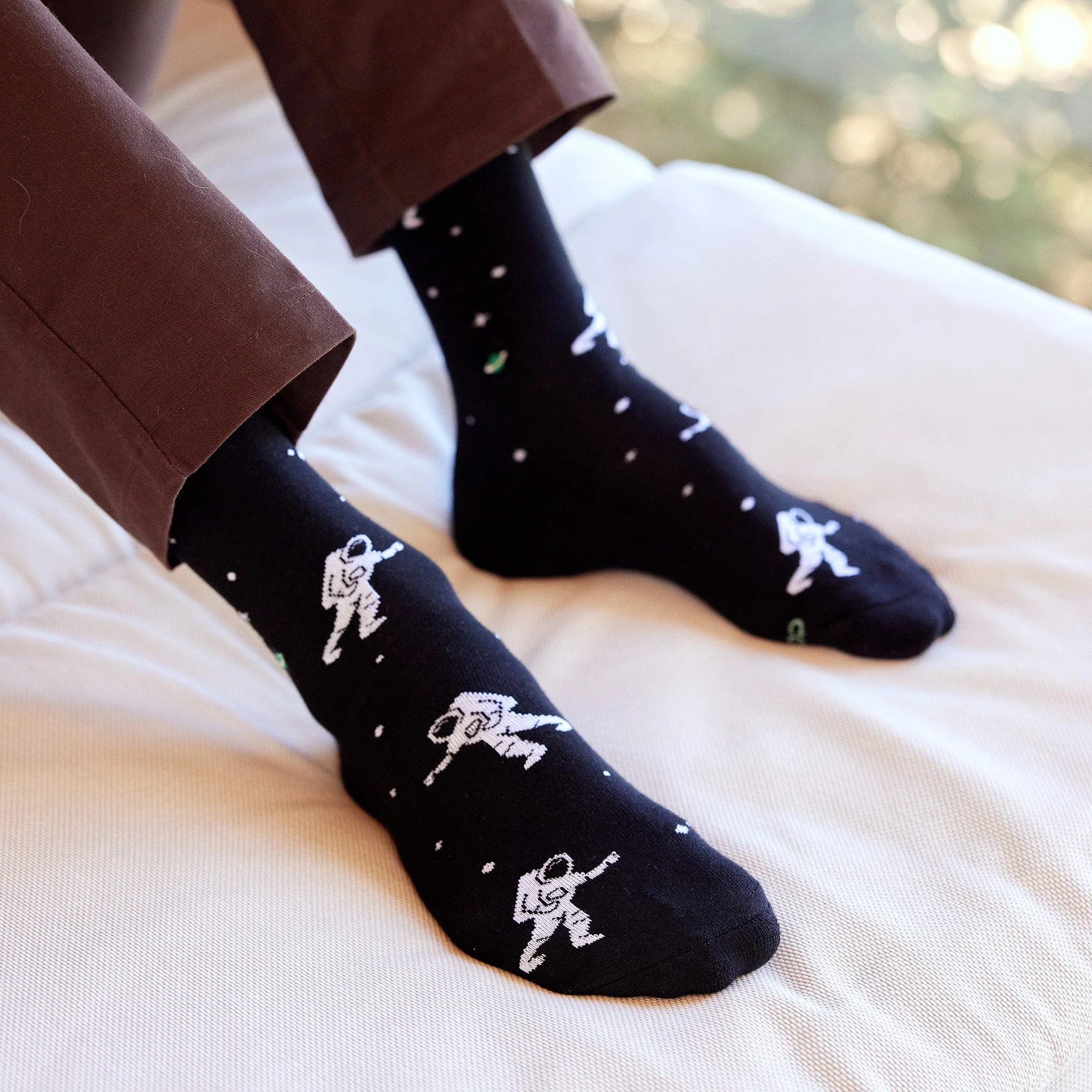 Socks that Support Space Exploration - Image 3