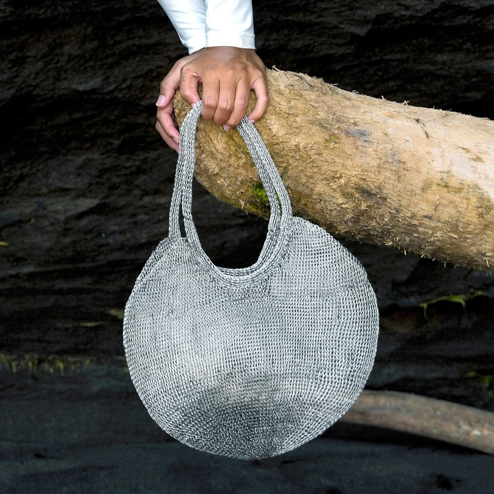 SOL Mesh Wire Tote Bag in Silver - Image 3
