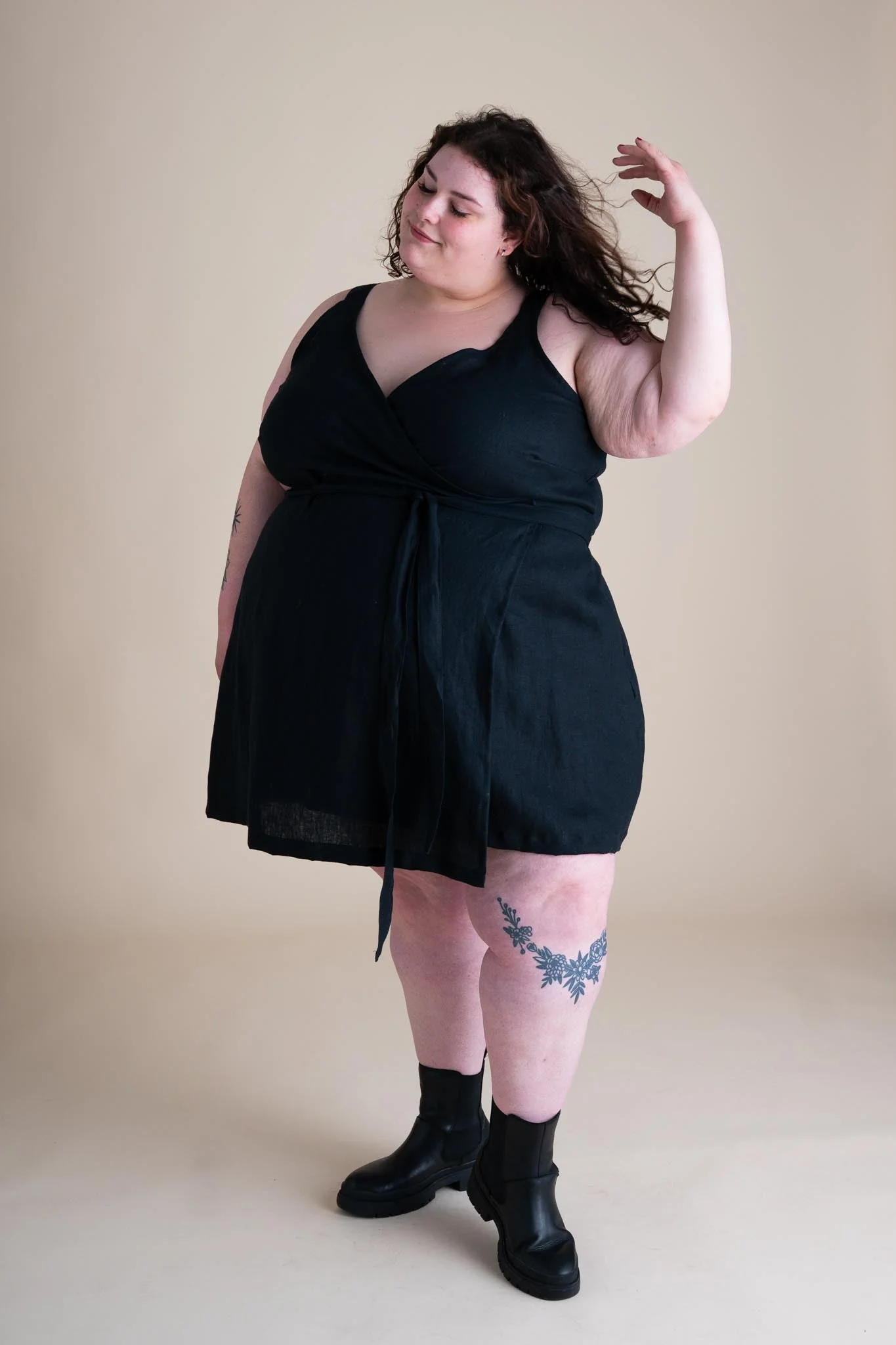 Soleil Dress in Black - Image 7