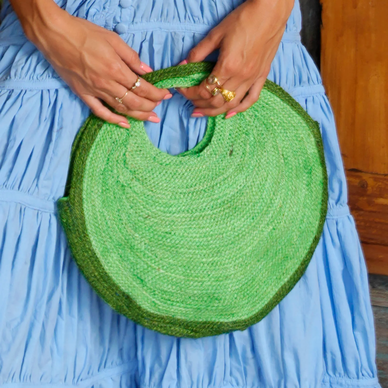 SOLO AVOCADO Jute Bag In Green - Image 5