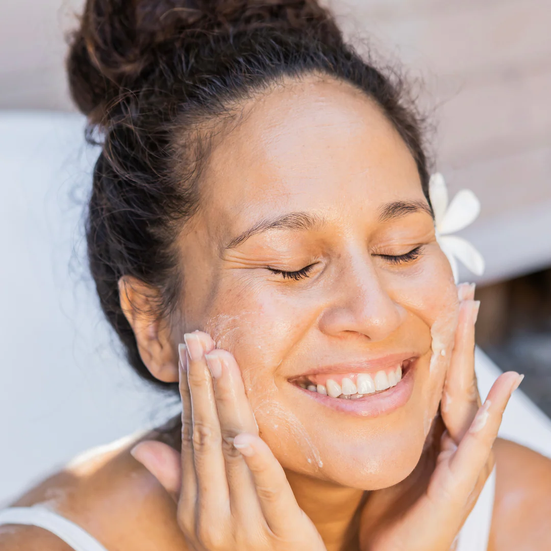 Soothing Cleansing Cream - Image 4