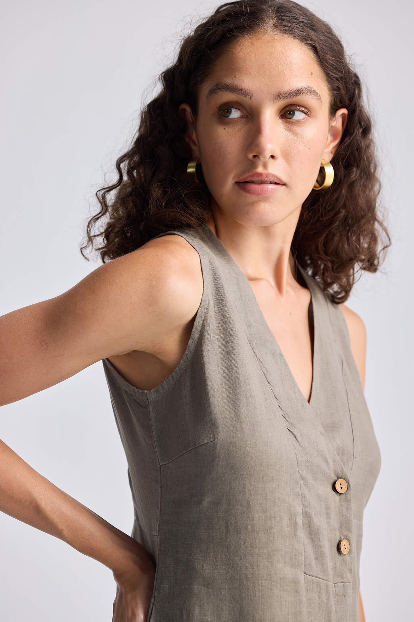 Straight Dress with Front Slit in Dark Green Hemp - Image 11
