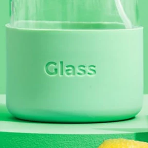 Streak-Free Glass & Mirror Cleaner Kit with Litsea Cubeba Fragrance - Image 3