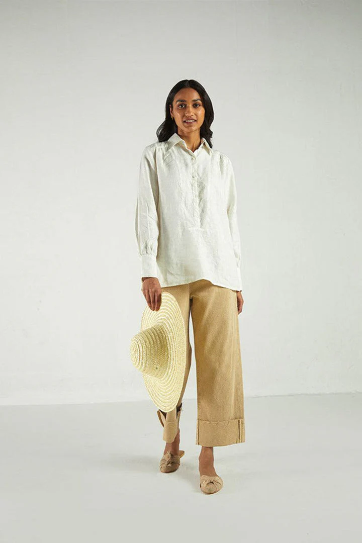 Summer Shirt in Off-white - Image 3