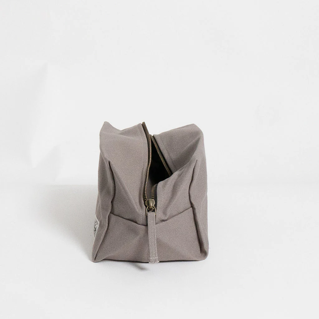 Sustainable Toiletry Bag - Image 57