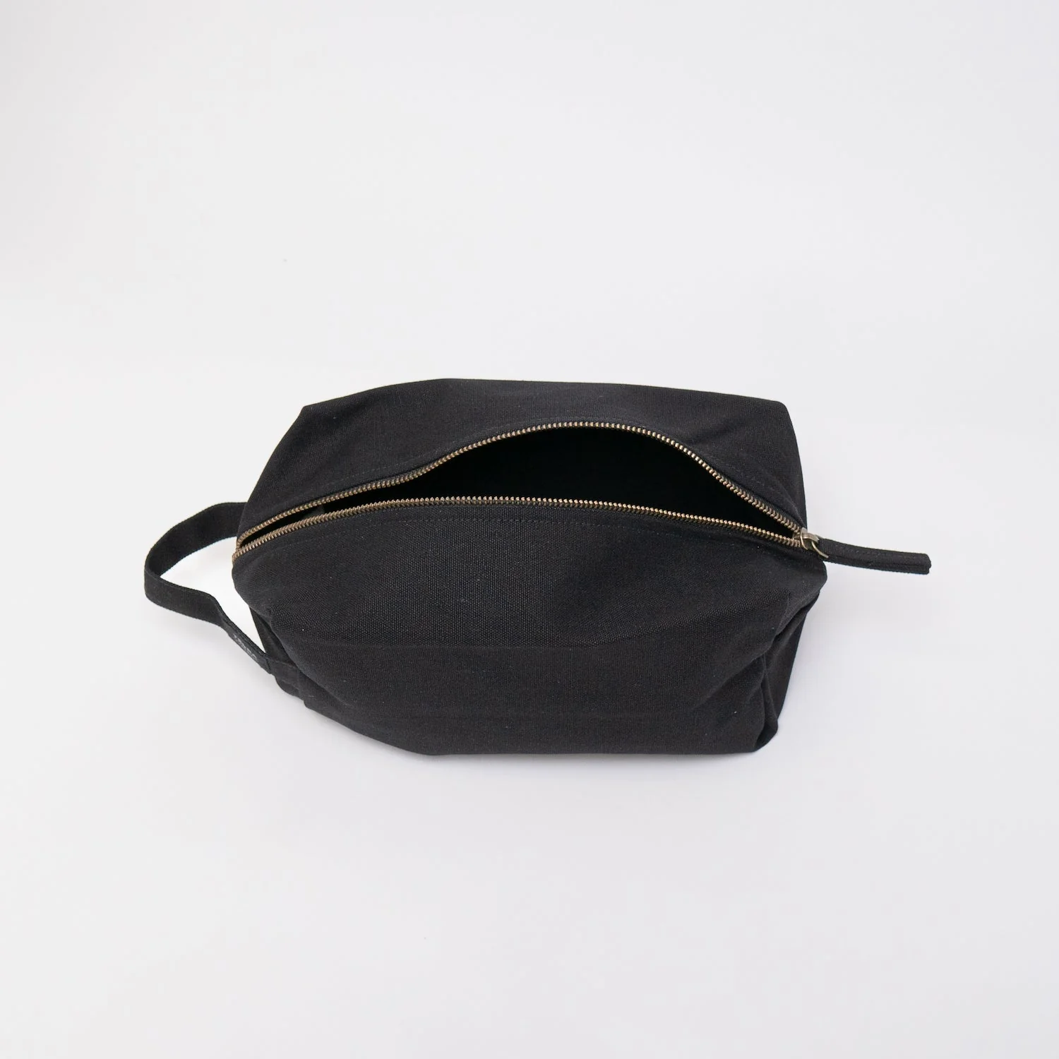 Sustainable Toiletry Bag - Image 67