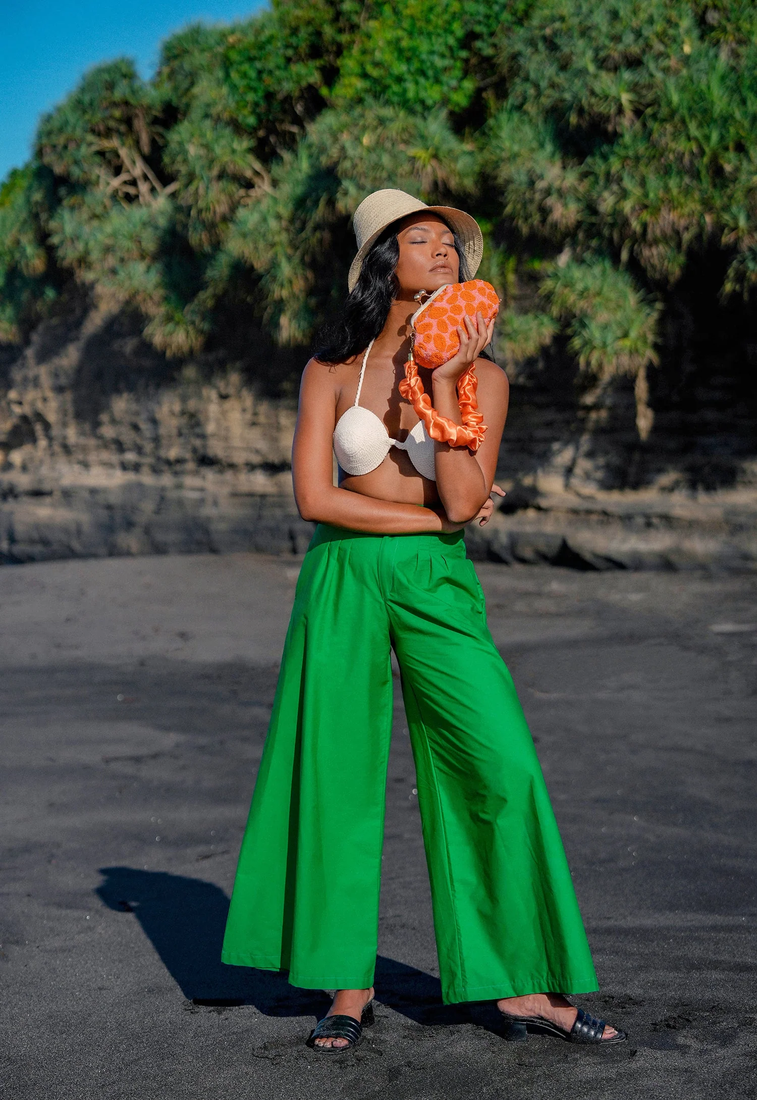 TAYLOR Wide-leg Palazzo Pants in Kelly Green - Image 3
