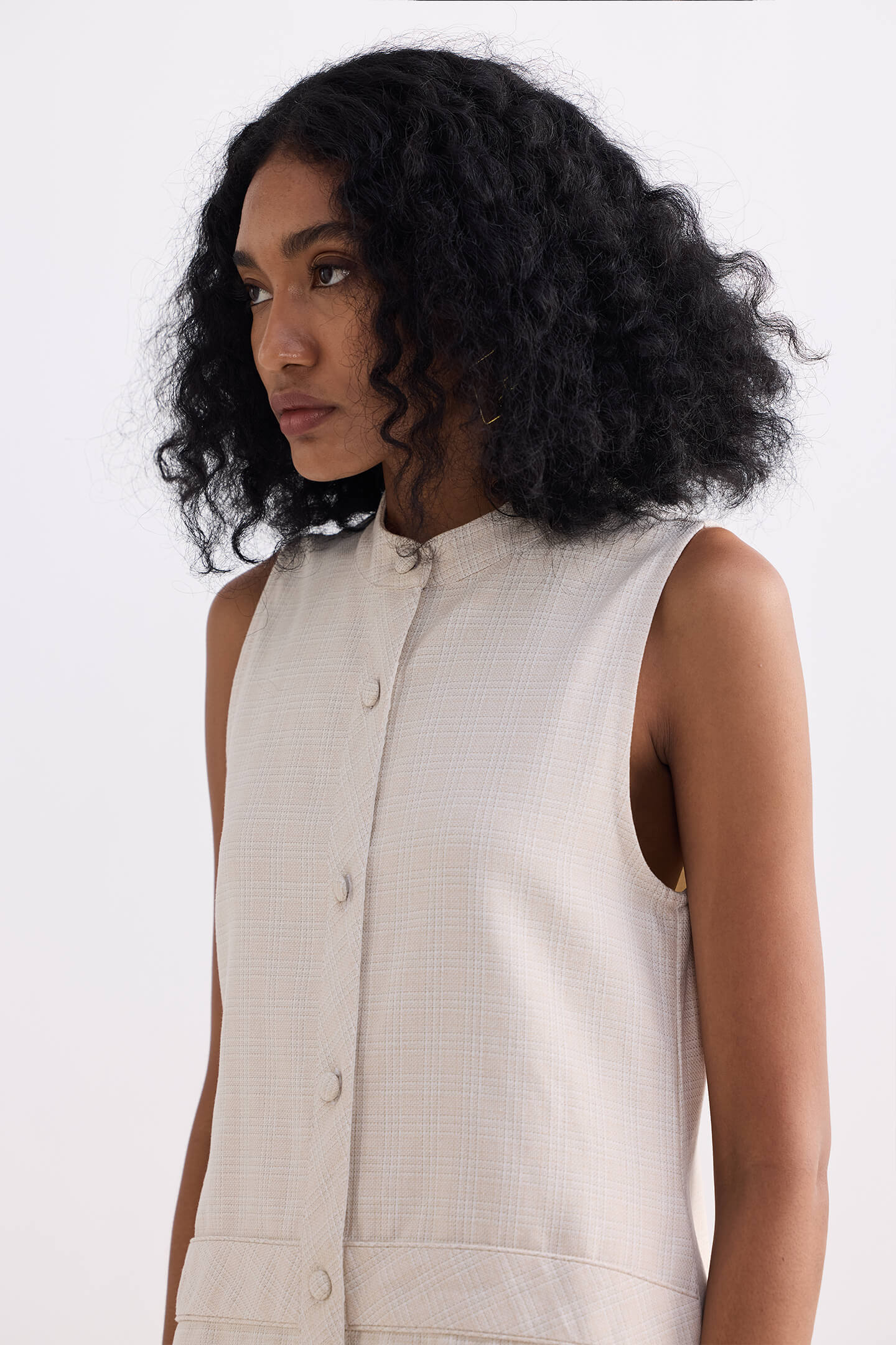 The Cotton Tweed Shift Dress in Cream - Image 7