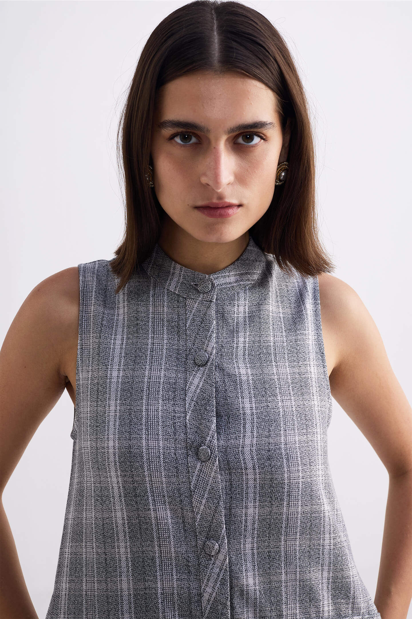 The Cotton Tweed Shift Dress in Grey - Image 6