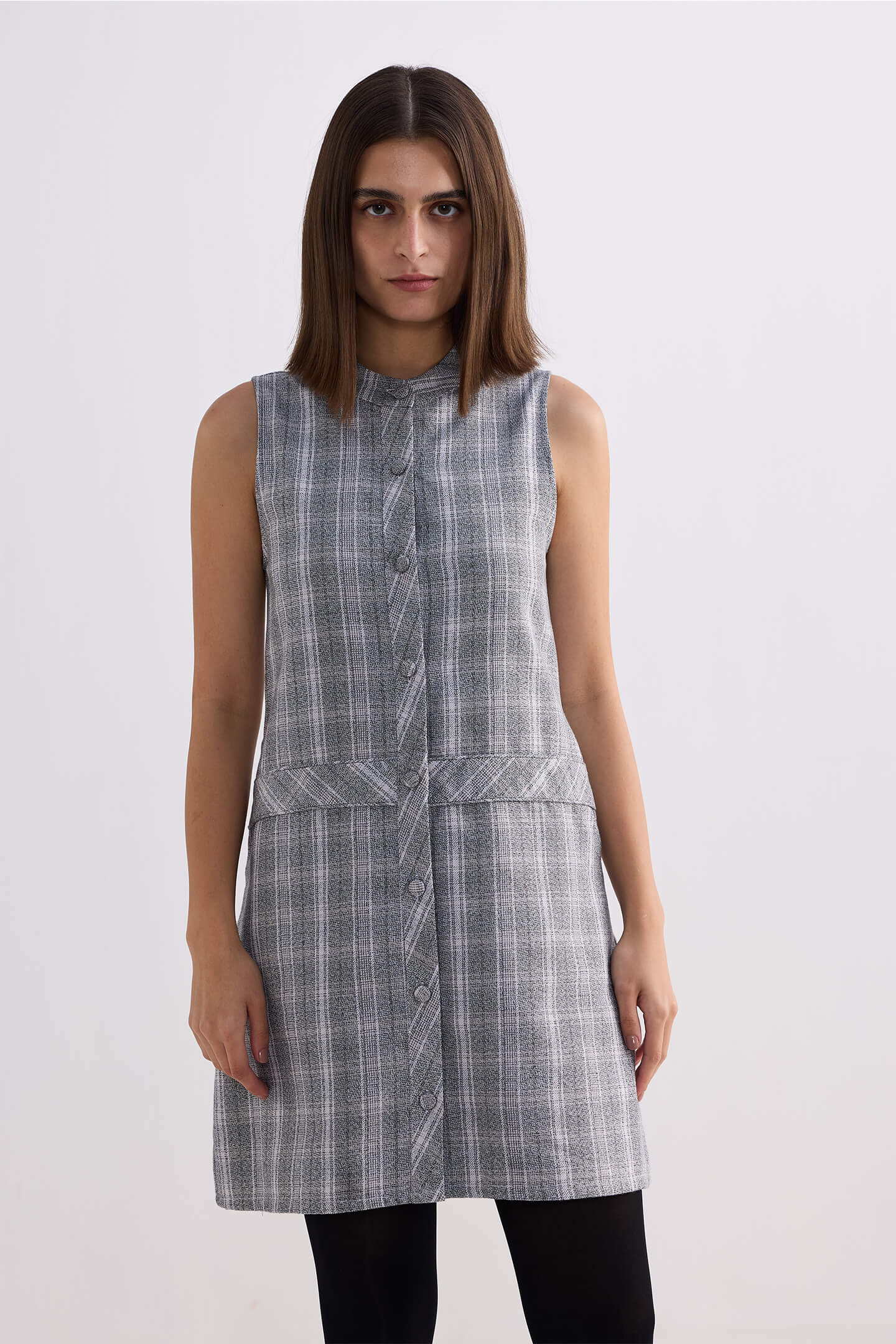 The Cotton Tweed Shift Dress in Grey - Image 7