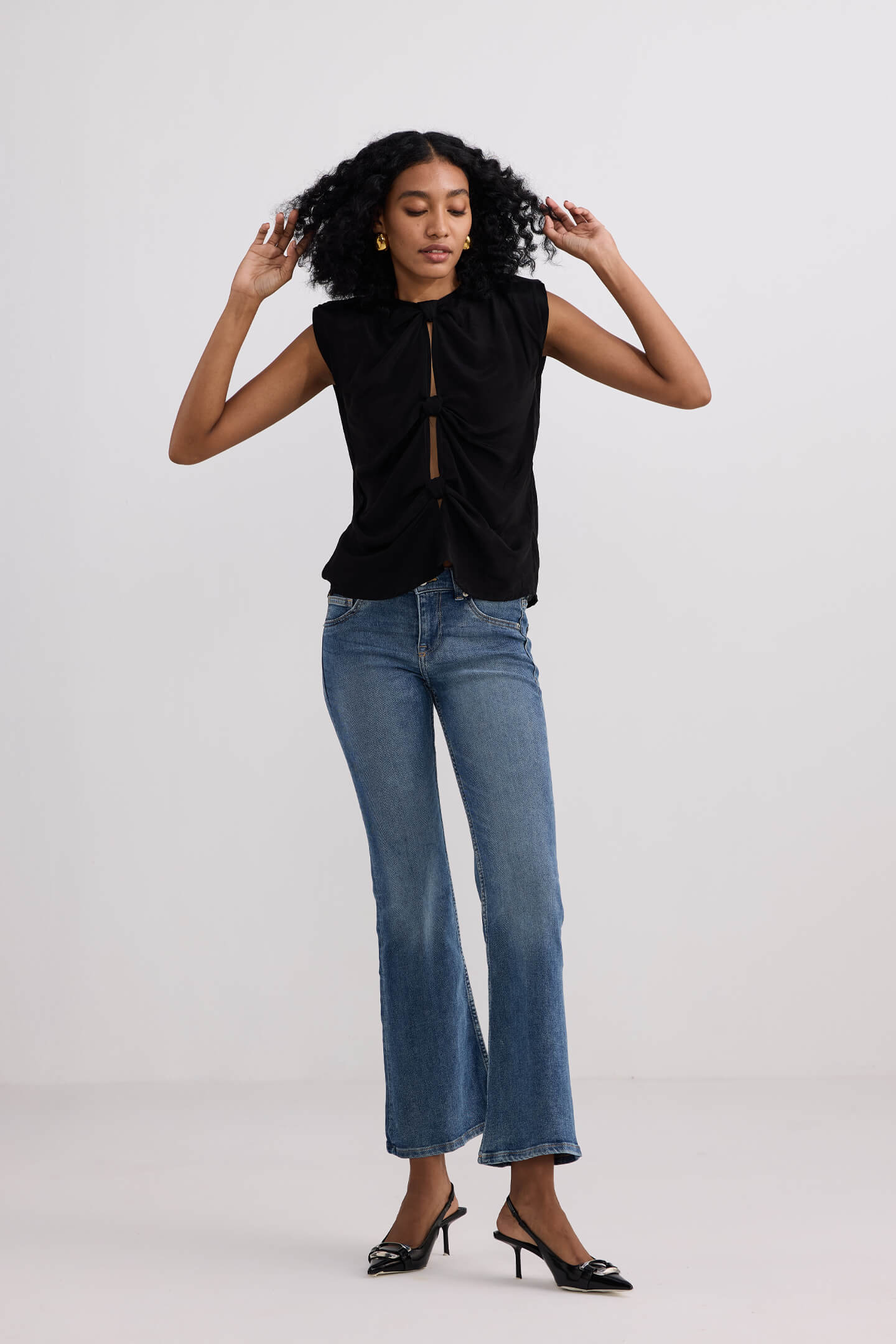 The Knot-so-Basic Top in Black - Image 10