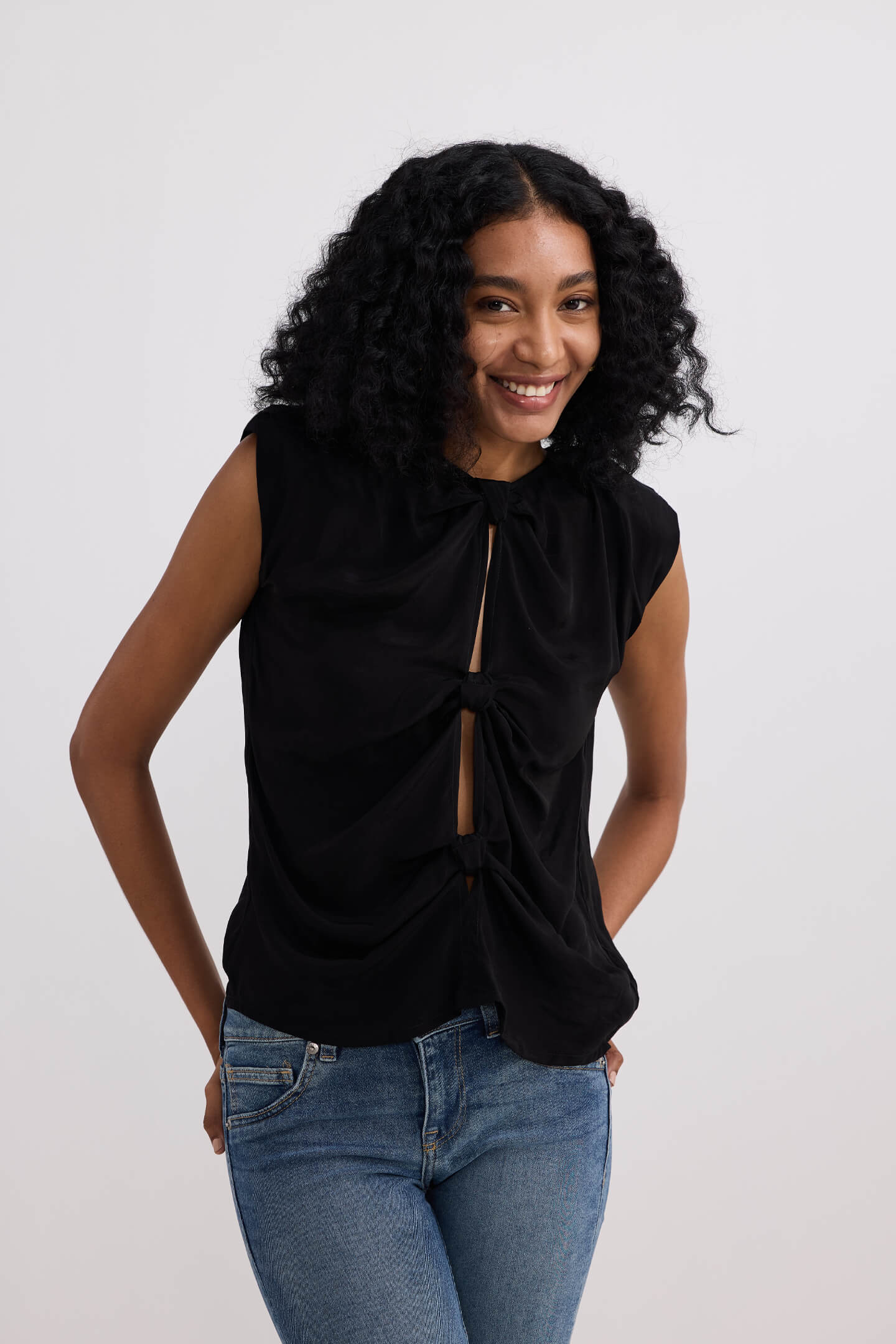 The Knot-so-Basic Top in Black - Image 8