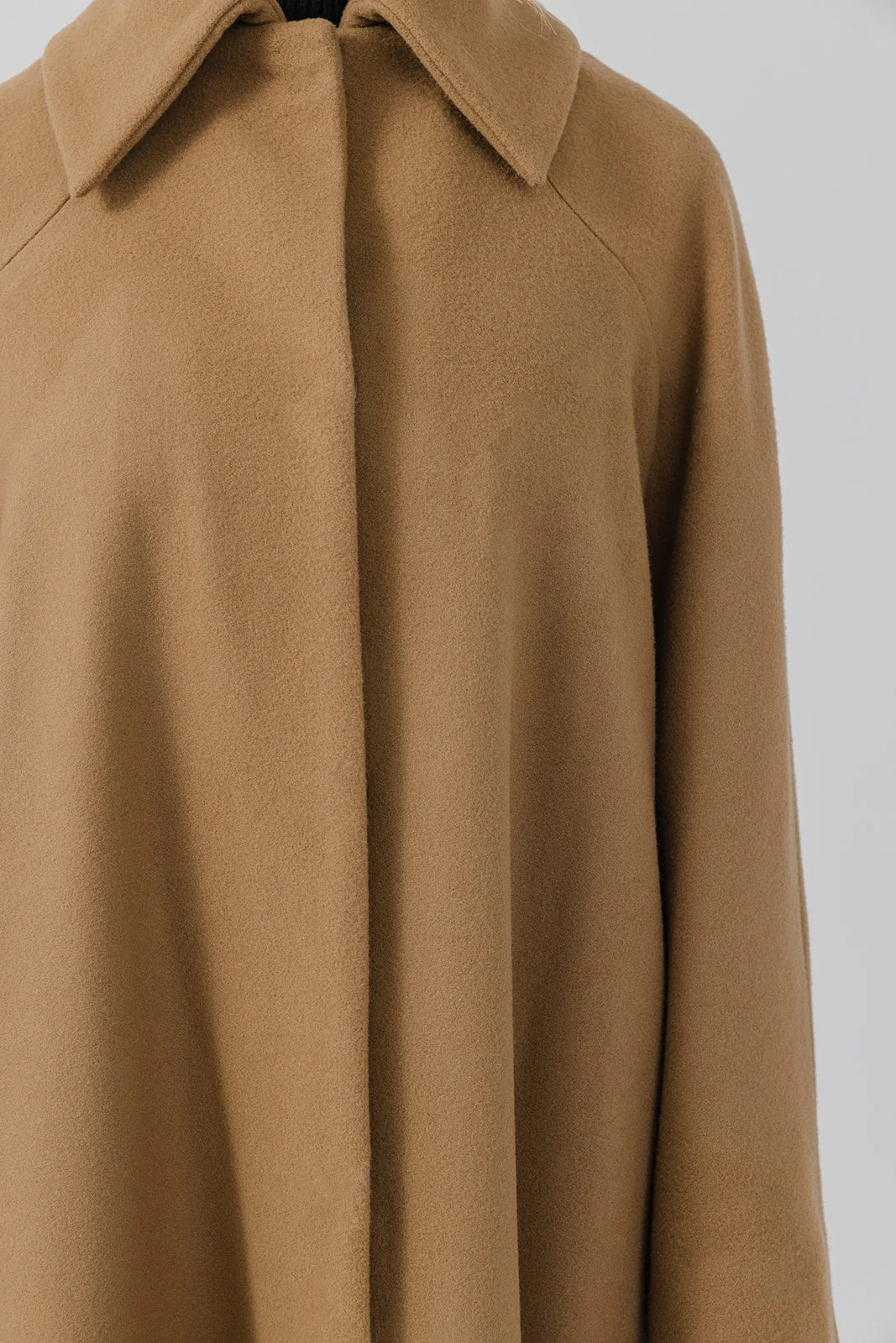 The Mag Mile - Wool Coat in Camel - Image 11