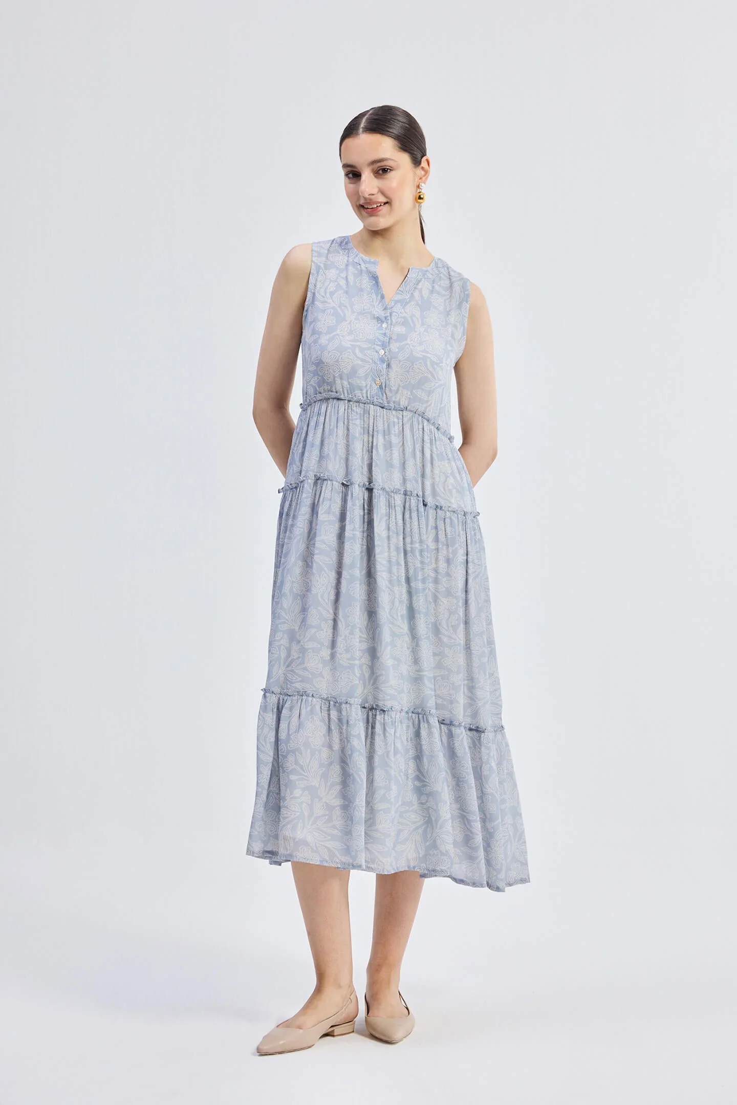 The Perfect Resort Floral Maxi in Periwinkle Blue - Image 10