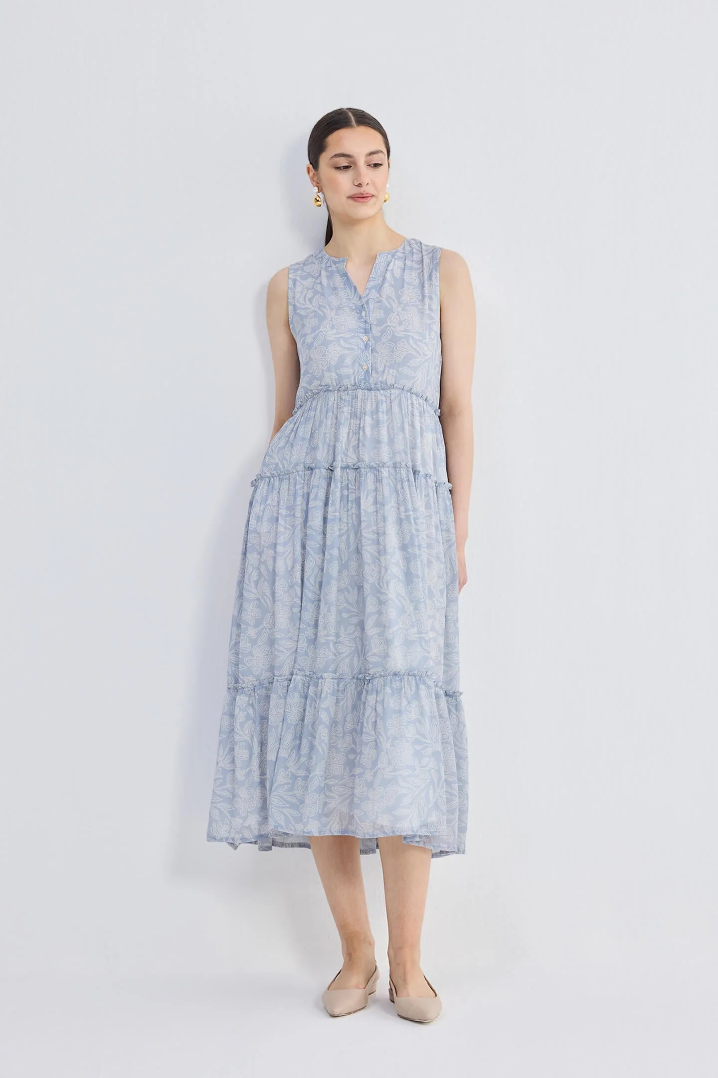 The Perfect Resort Floral Maxi in Periwinkle Blue - Image 8