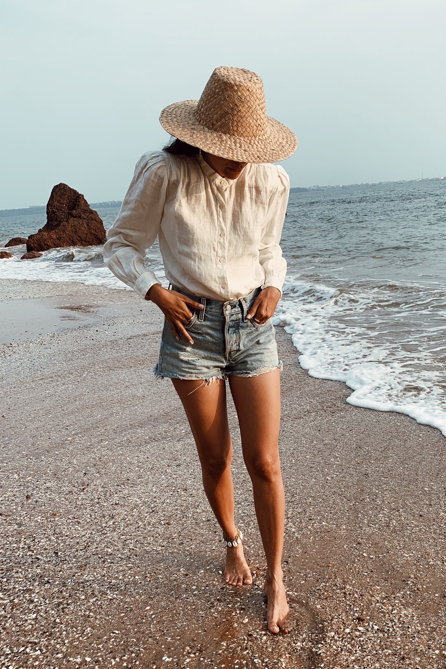 The Wild River Shirt in Off-white - Image 5