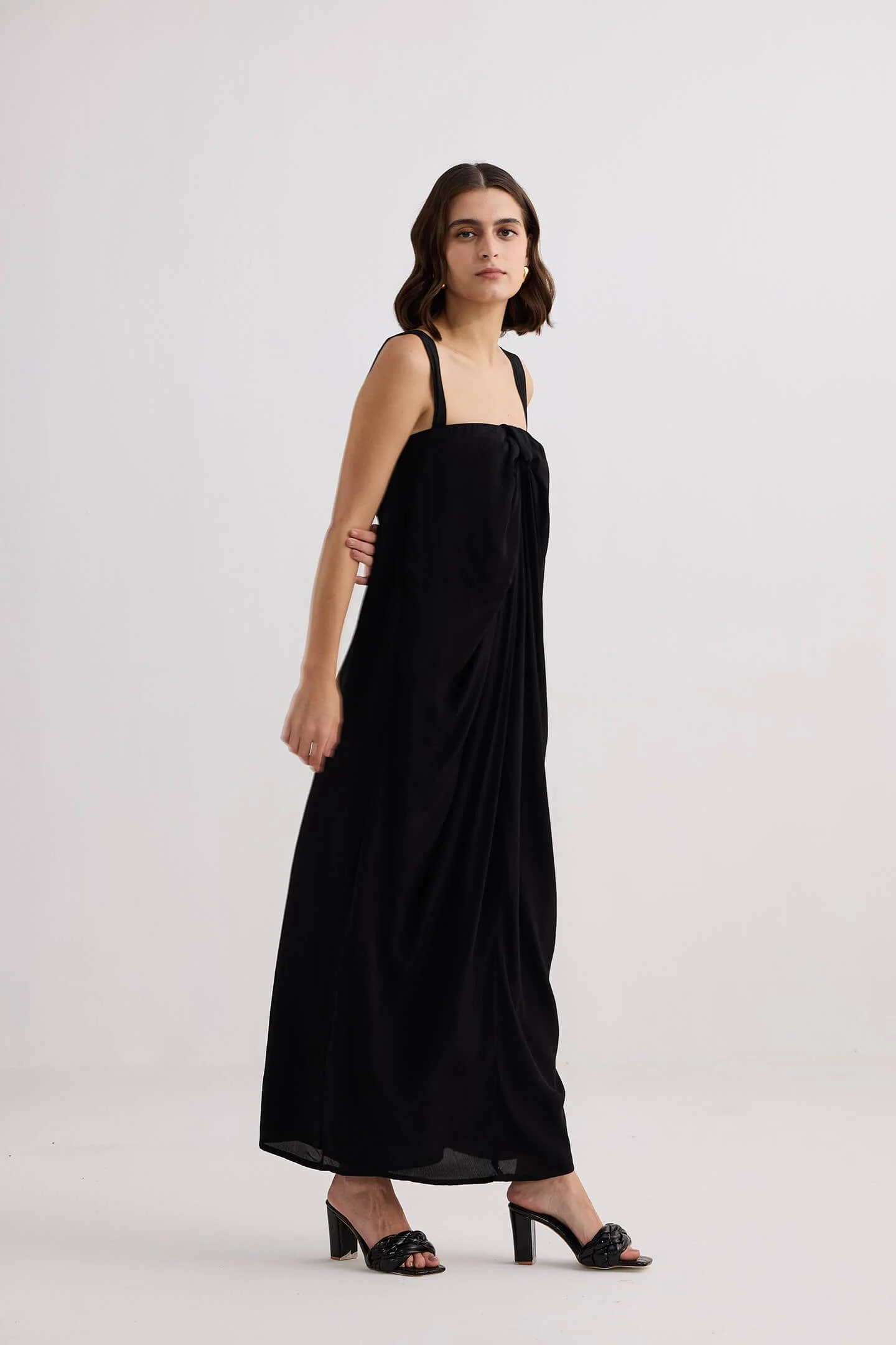 Twilight Twist Strappy Maxi Dress in Black - Image 4