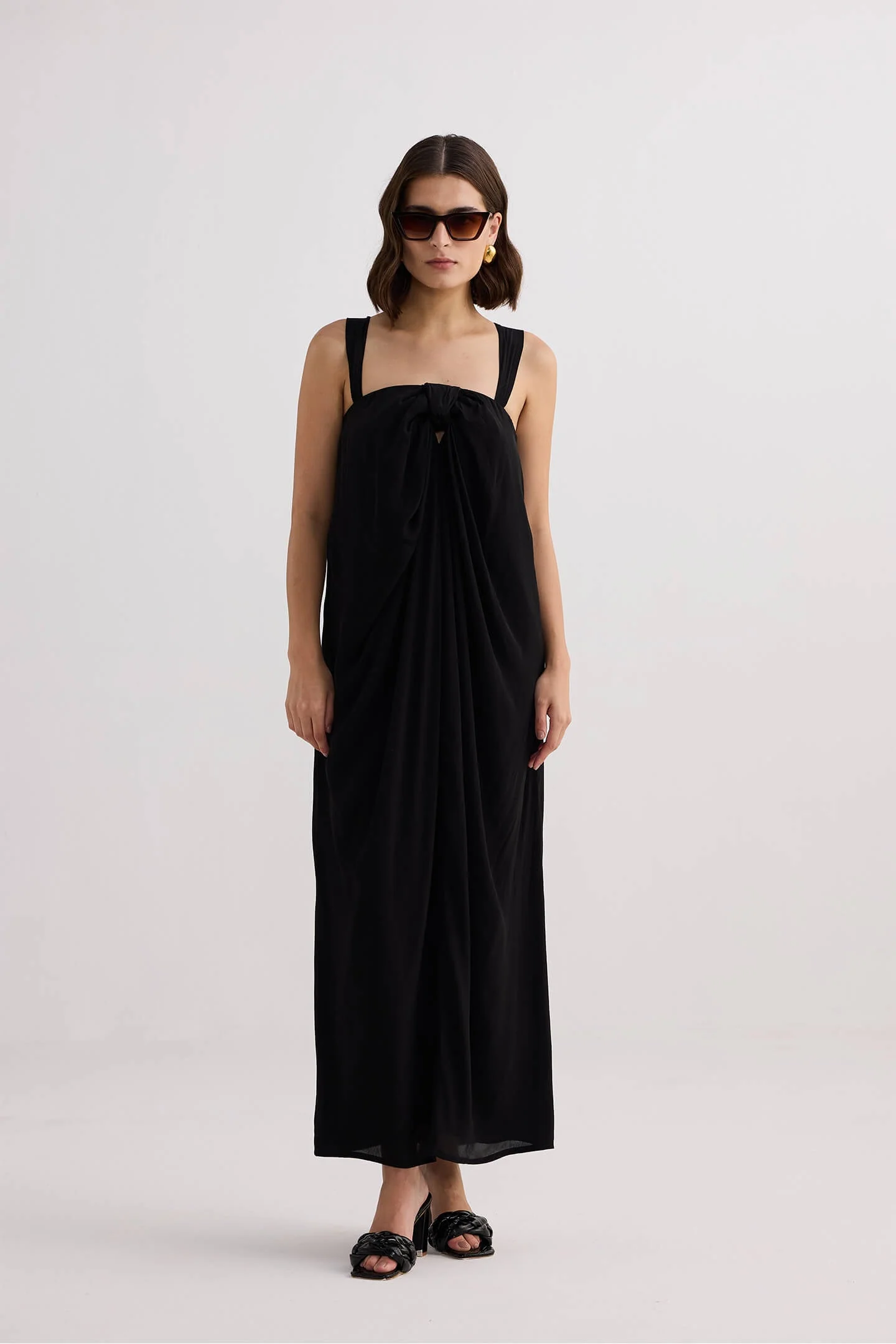 Twilight Twist Strappy Maxi Dress in Black - Image 7