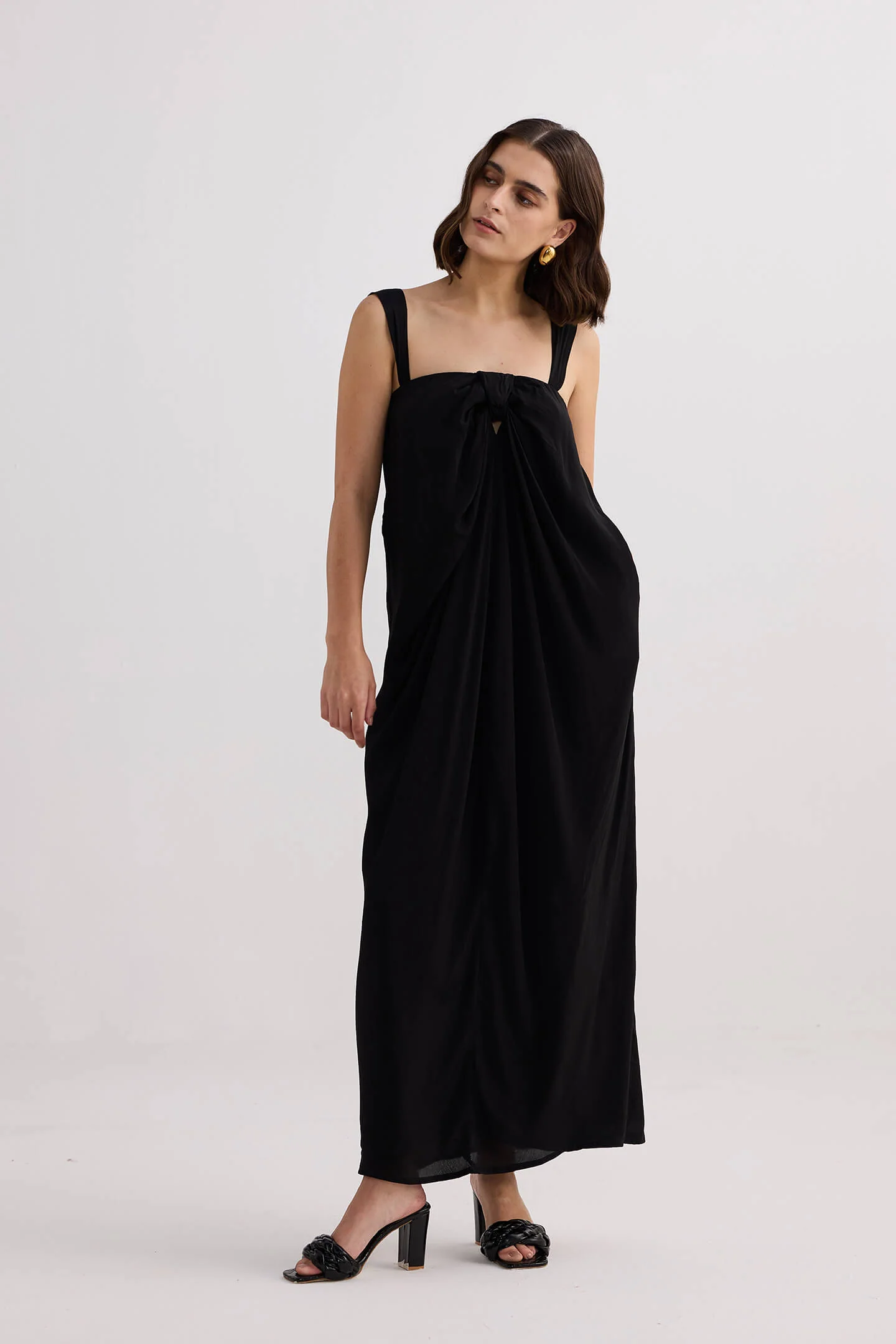 Twilight Twist Strappy Maxi Dress in Black - Image 9