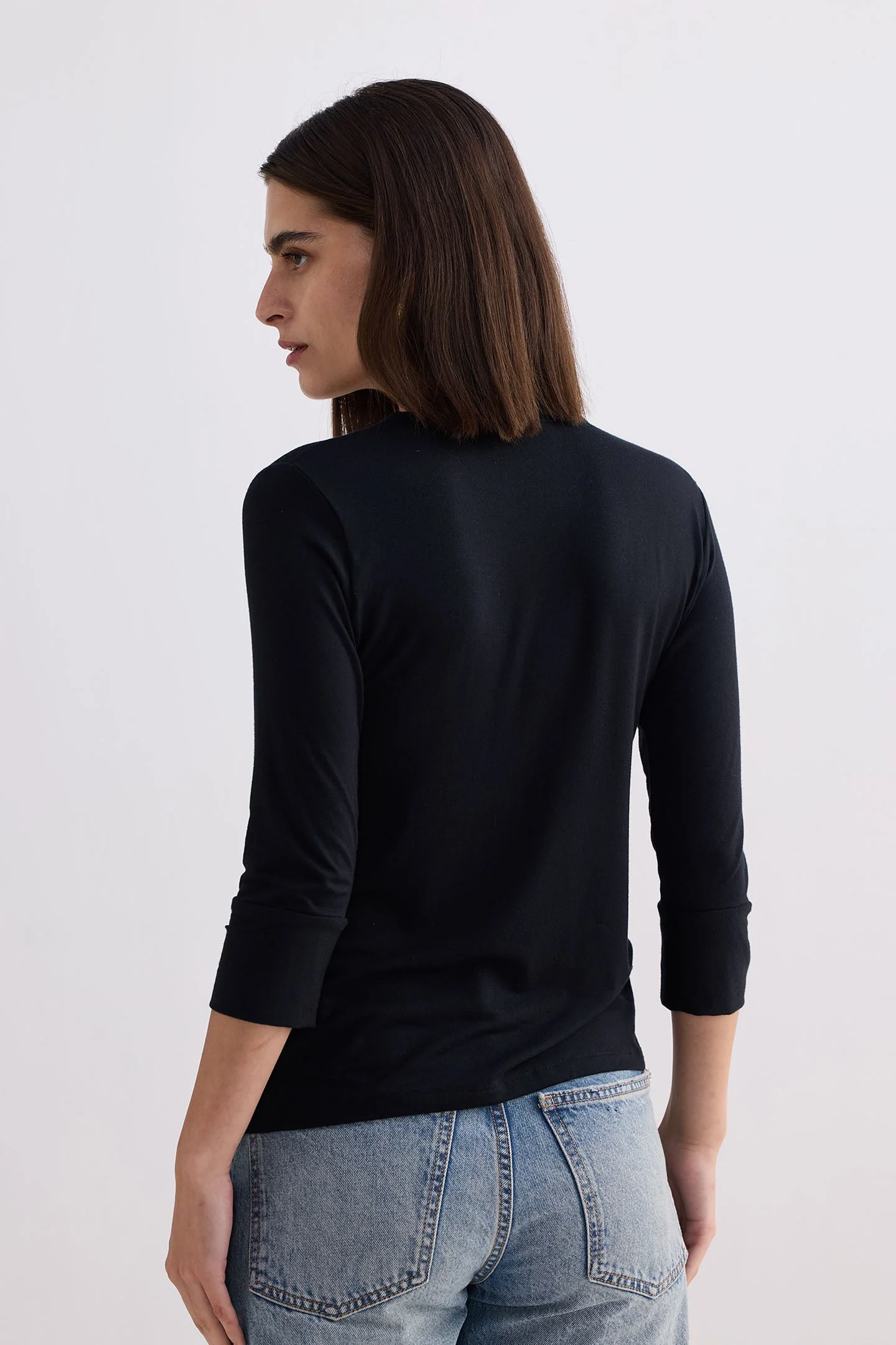 Twist Front Knit Shirt in Black - Image 2