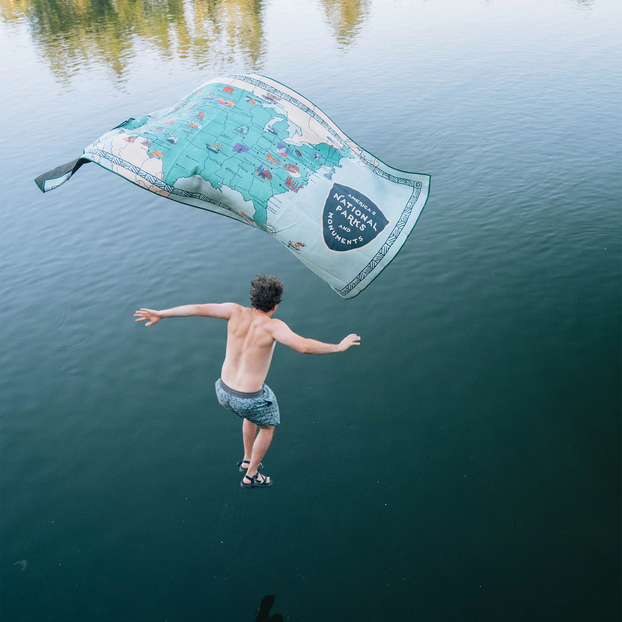 Ultralight Towel: National Parks and Monuments Map - Image 4
