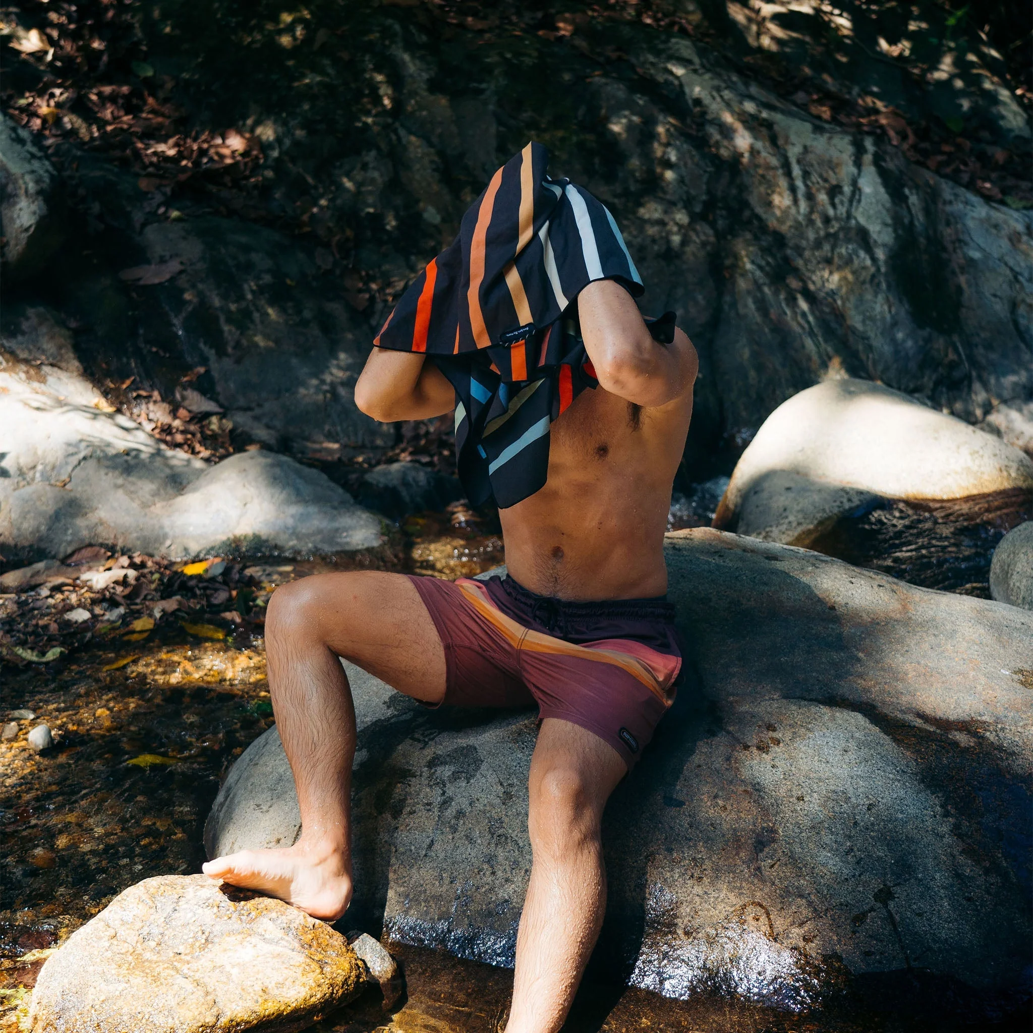 Ultralight Towel: Pinstripes Multi - Image 4