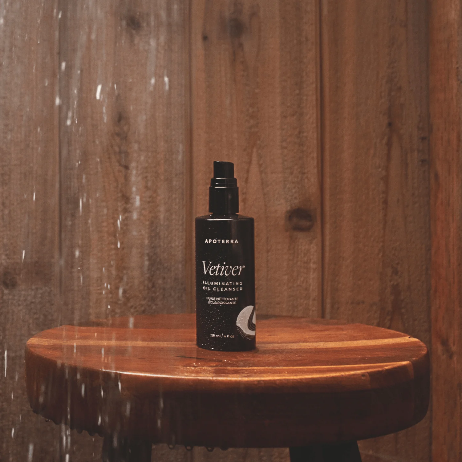 Vetiver Illuminating Oil Cleanser - Image 8