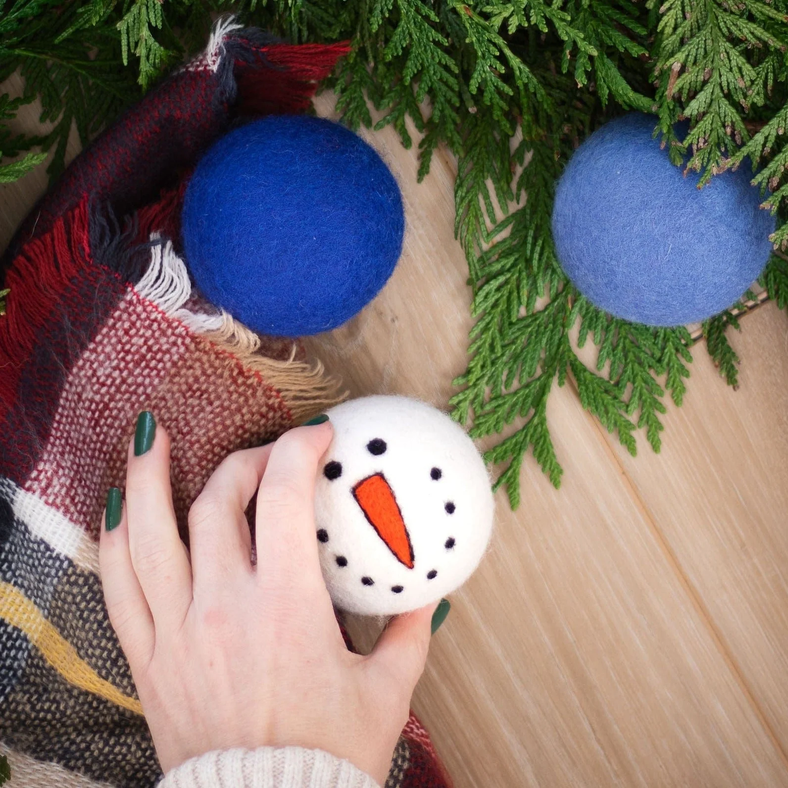 Vintage Holidays - Blue - Image 2
