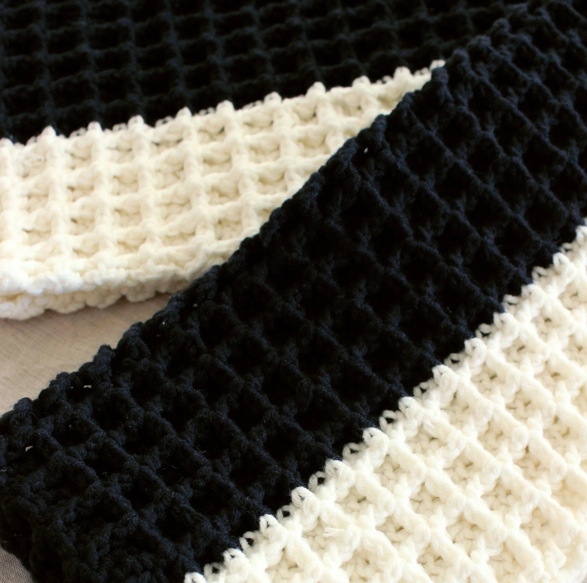 WAFFLE Crochet Scarf in Black & Off White - Image 2