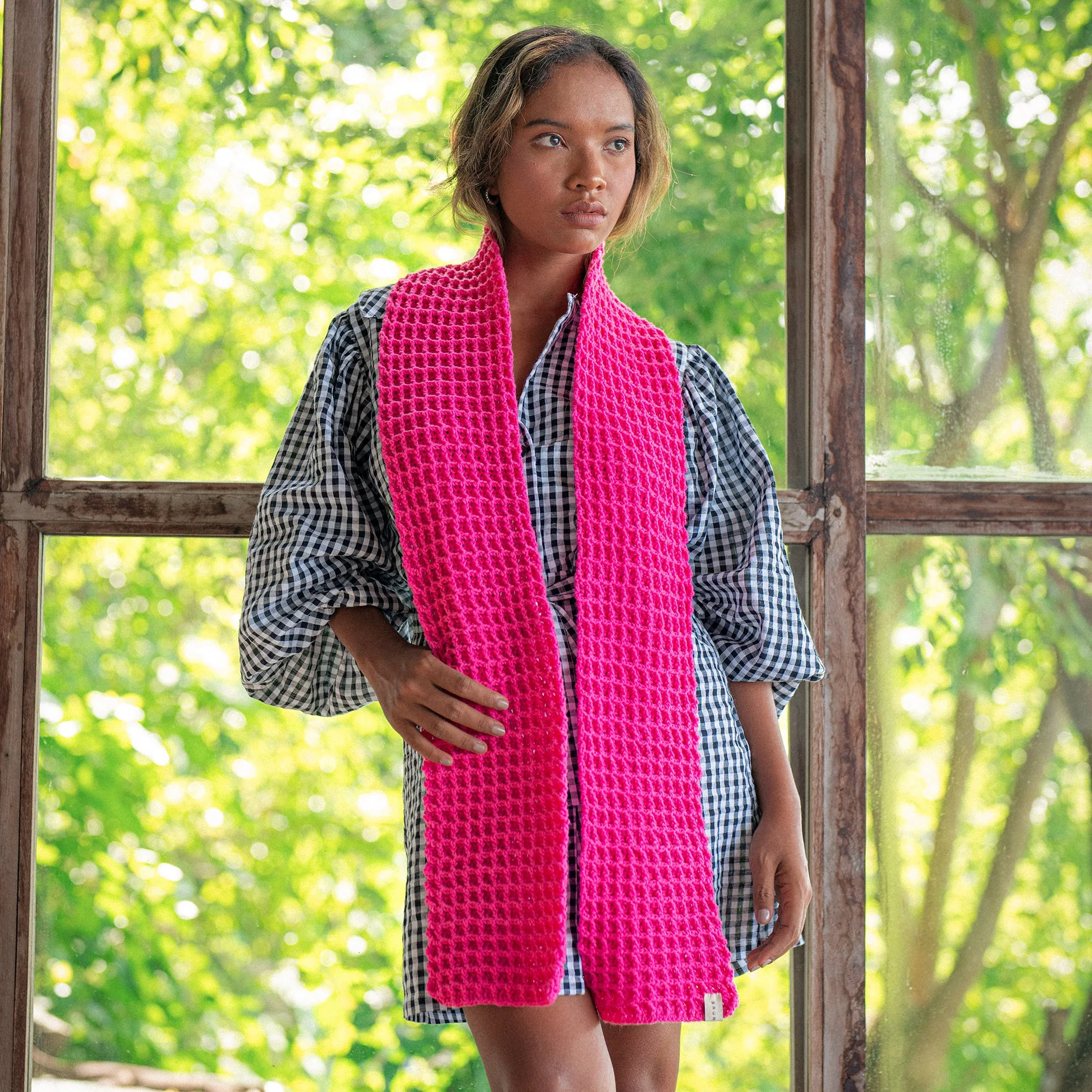 WAFFLE Crochet Scarf in Candy Pink - Image 2
